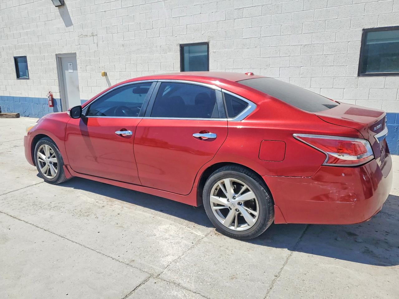 2015 Nissan Altima 2.5 Красный vin: 1N4AL3AP5FN387705