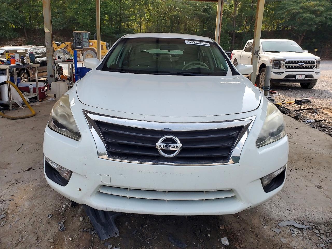 2015 Nissan Altima 2.5 S White vin: 1N4AL3AP5FN388286