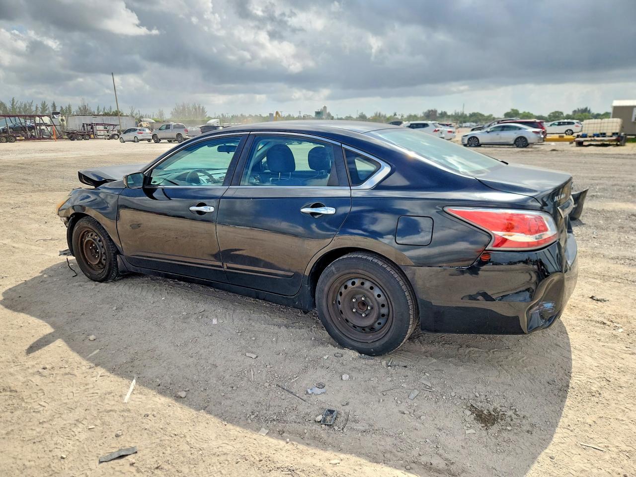 2015 Nissan Altima 2.5 S Black vin: 1N4AL3AP5FN399921