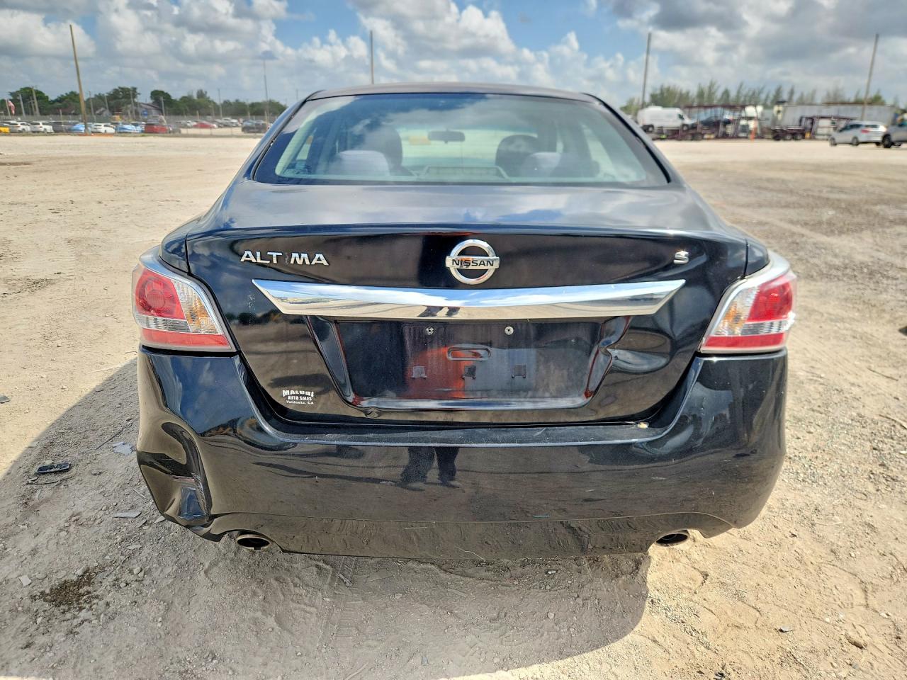 2015 Nissan Altima 2.5 S Black vin: 1N4AL3AP5FN399921