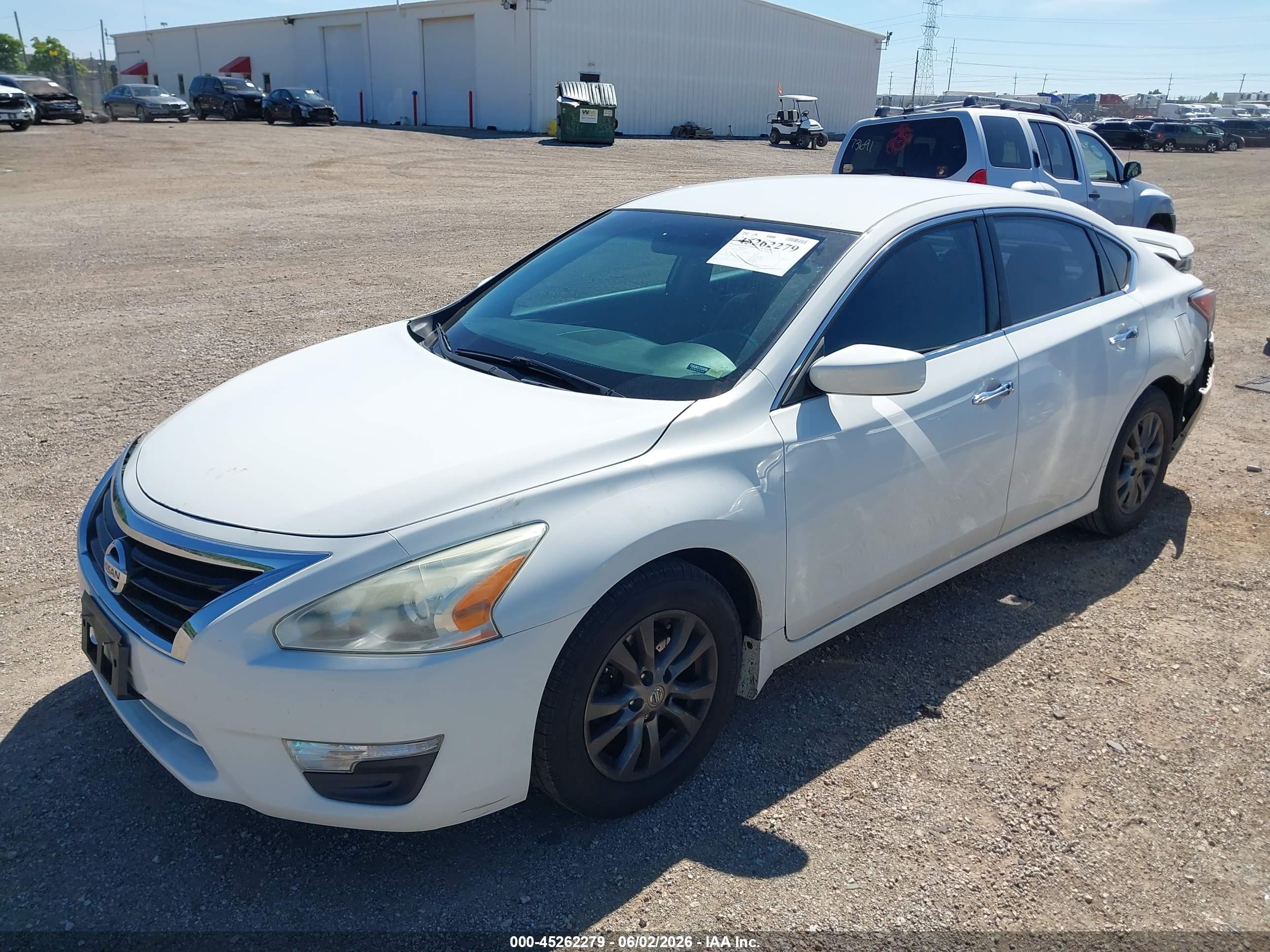 2015 Nissan Altima 2.5 S White vin: 1N4AL3AP5FN403224