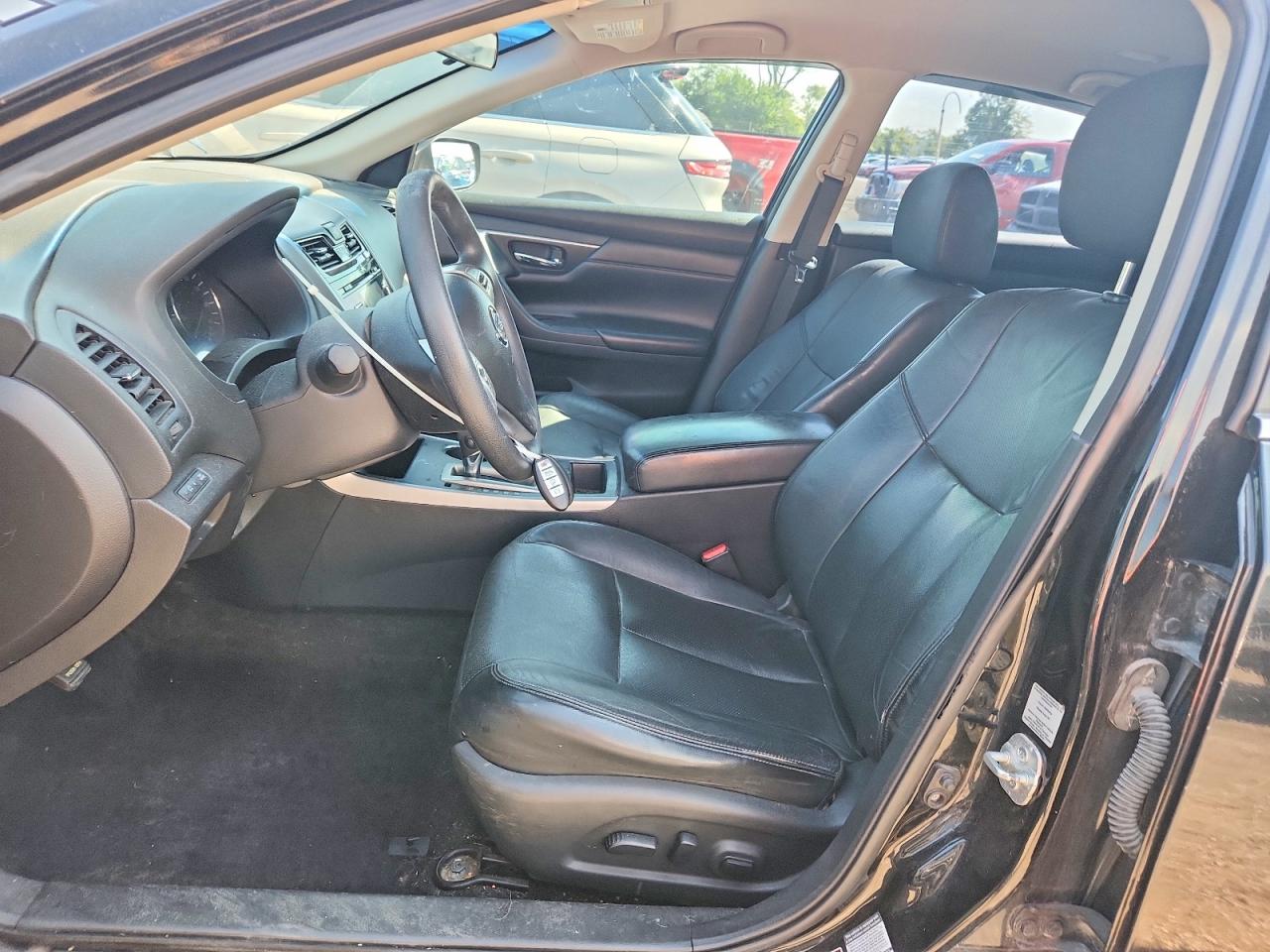 2015 Nissan Altima 2.5 S Black vin: 1N4AL3AP5FN862222