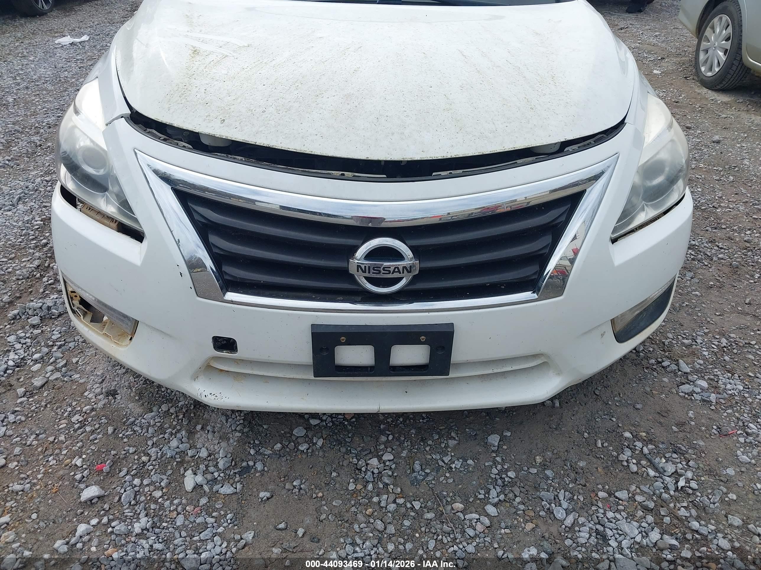 2015 Nissan Altima 2.5 S White vin: 1N4AL3AP5FN864293