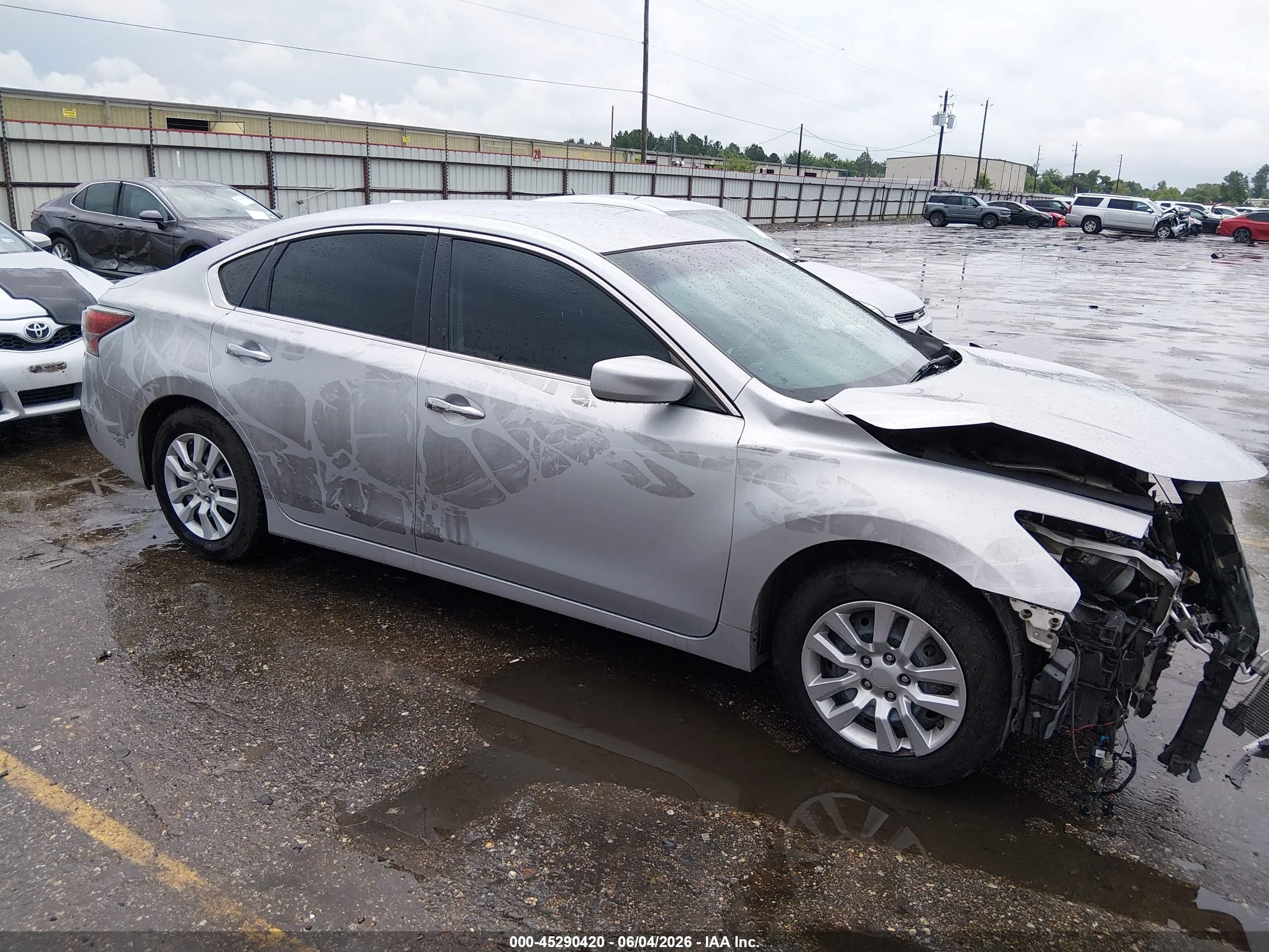 2015 Nissan Altima 2.5/2.5 S/2.5 Sl/2.5 Sv Silver vin: 1N4AL3AP5FN878503