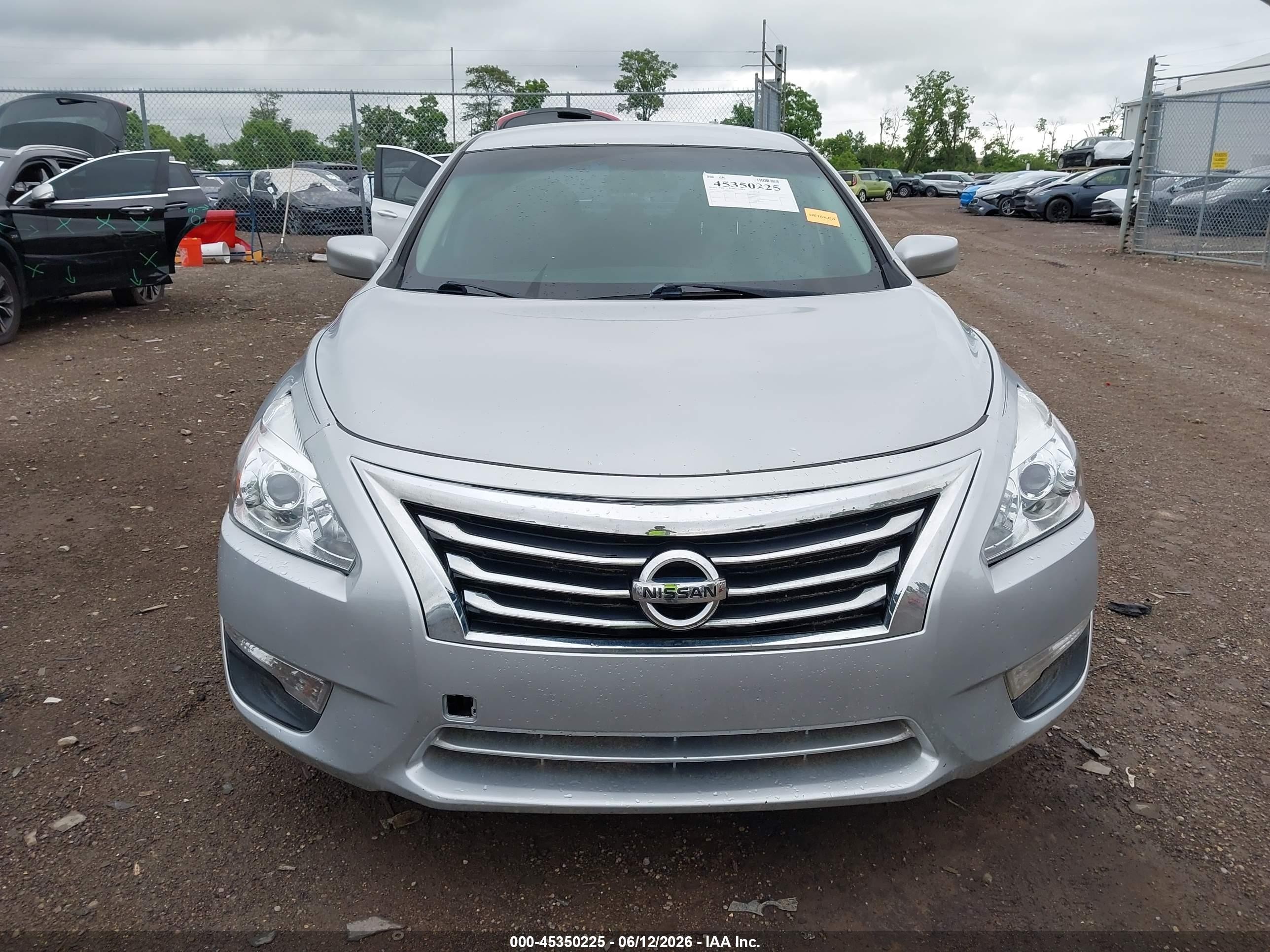 2015 Nissan Altima 2.5/2.5 S/2.5 Sl/2.5 Sv Silver vin: 1N4AL3AP5FN892739