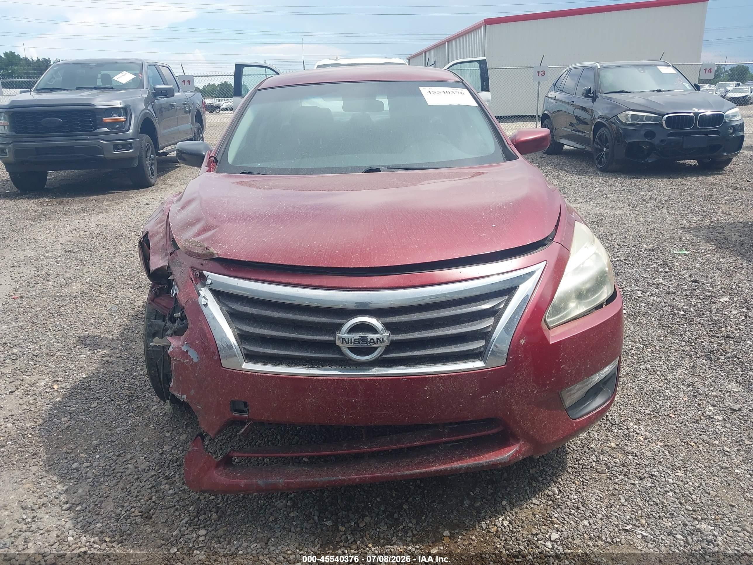 2015 Nissan Altima 2.5 S Red vin: 1N4AL3AP5FN894779