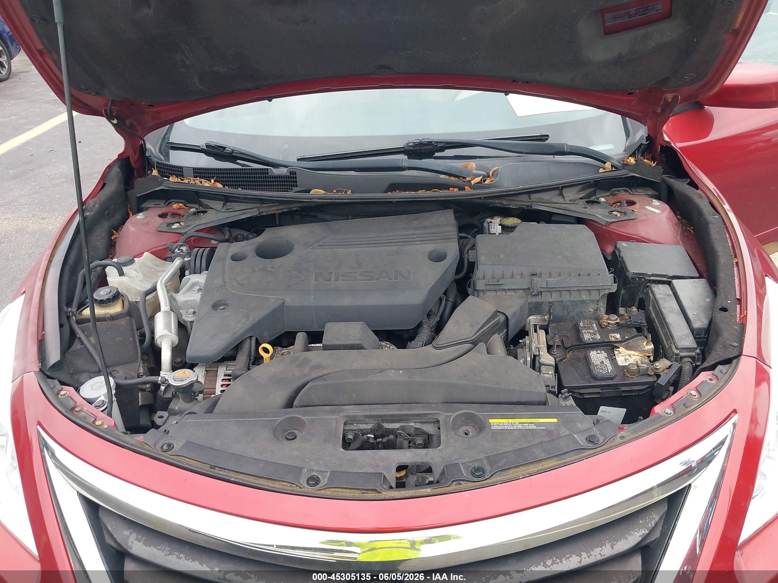 2015 Nissan Altima 2.5 S Red vin: 1N4AL3AP5FN914819