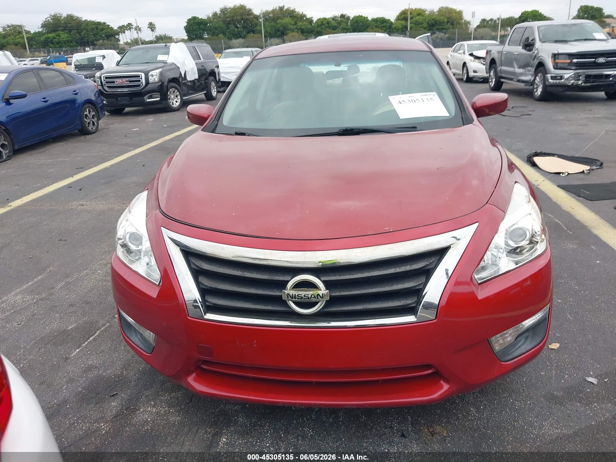 2015 Nissan Altima 2.5 S Red vin: 1N4AL3AP5FN914819