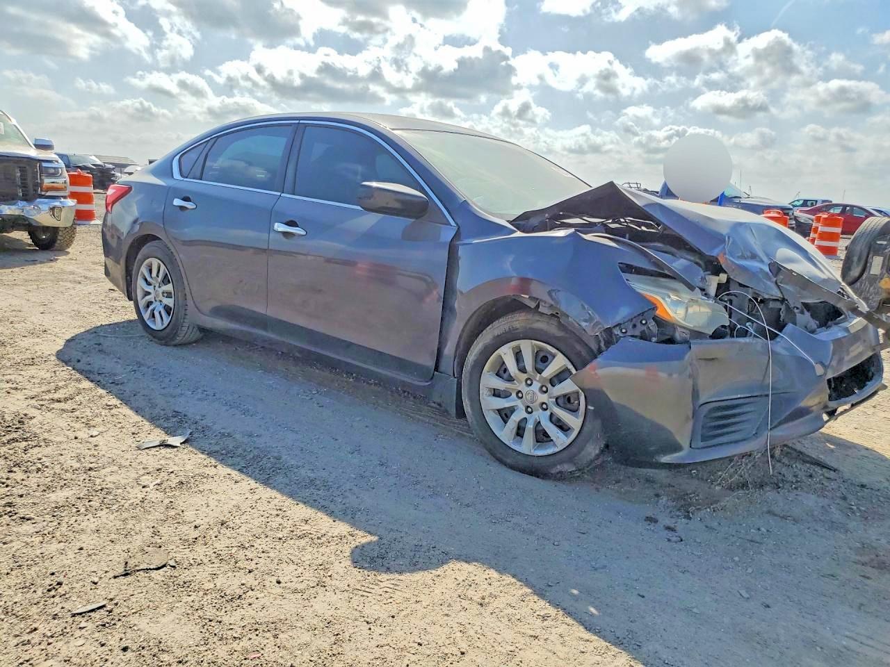 2016 Nissan Altima 2.5 S Черный vin: 1N4AL3AP5GC127138