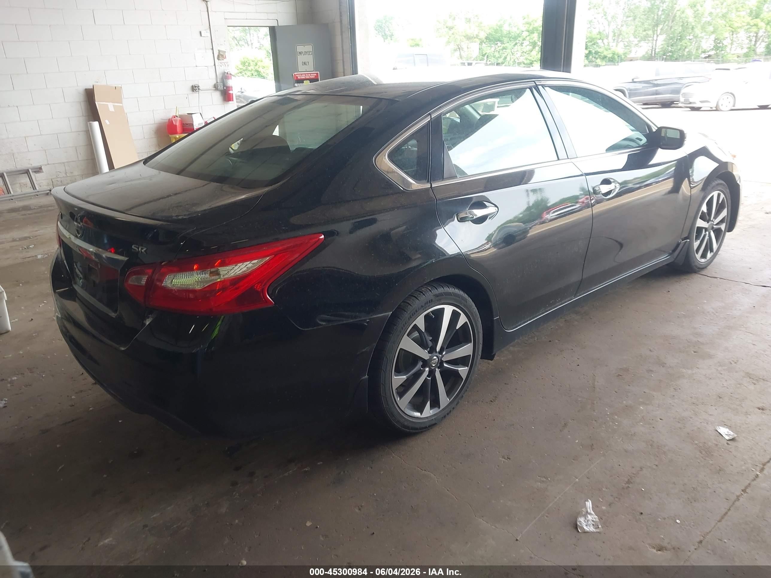 2016 Nissan Altima 2.5 Sr Black vin: 1N4AL3AP5GC181569