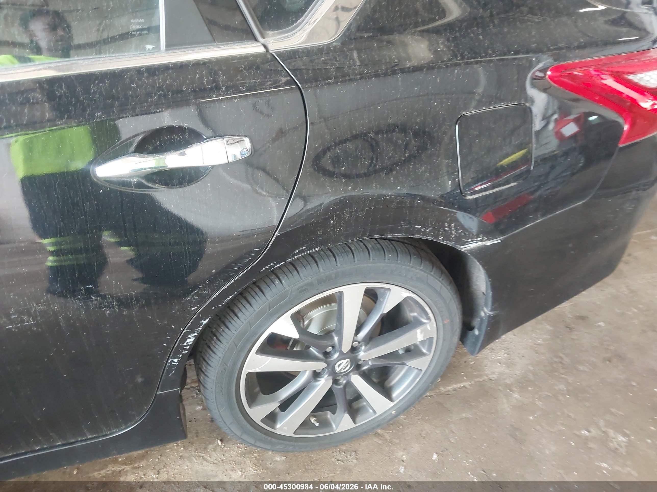2016 Nissan Altima 2.5 Sr Black vin: 1N4AL3AP5GC181569