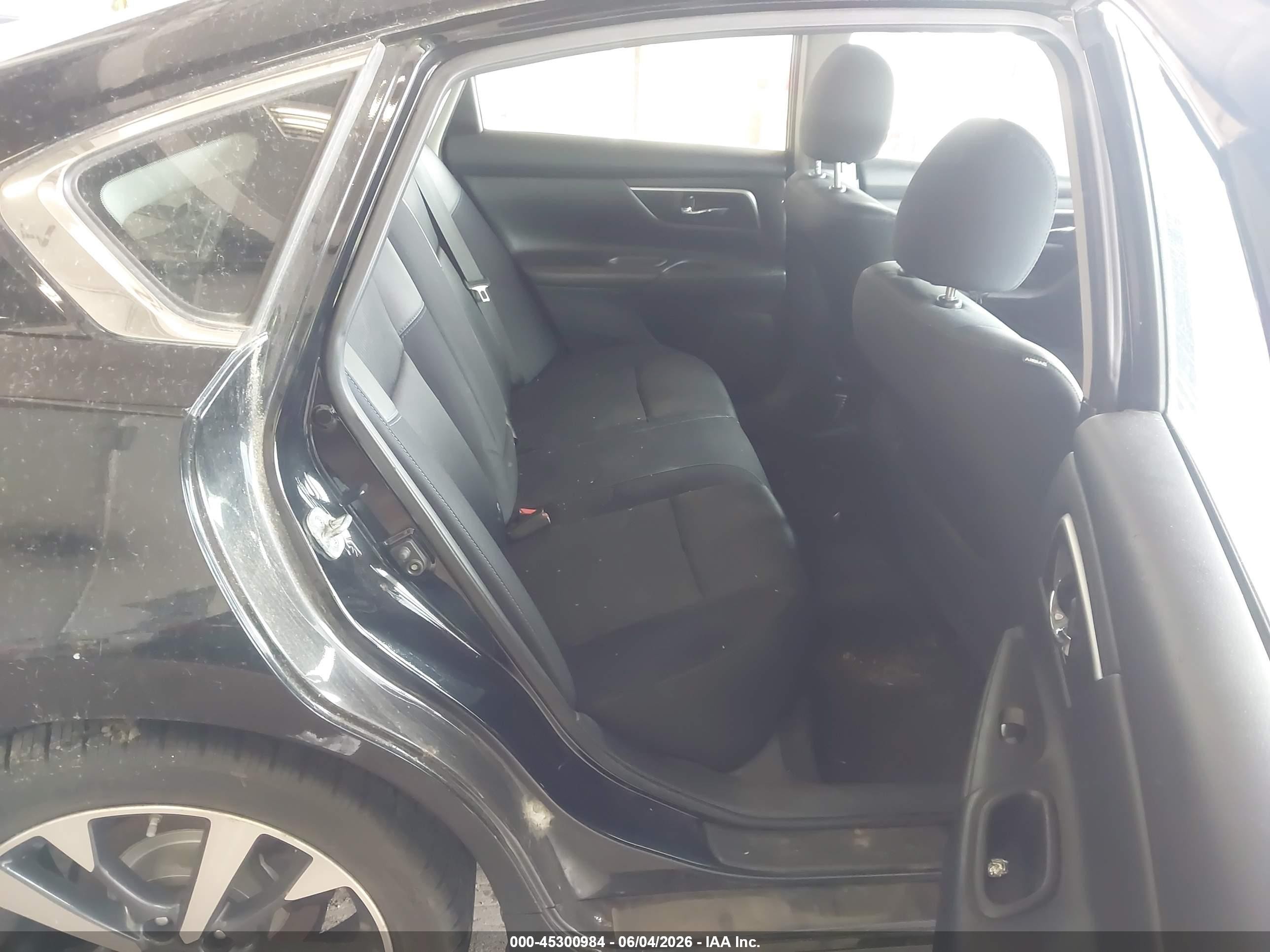 2016 Nissan Altima 2.5 Sr Black vin: 1N4AL3AP5GC181569