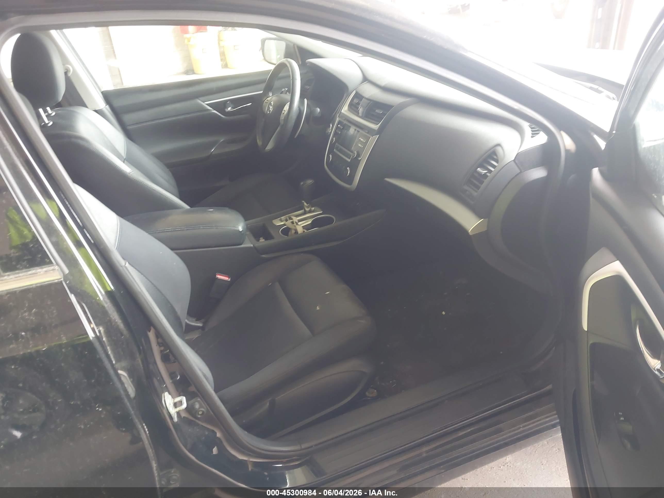 2016 Nissan Altima 2.5 Sr Black vin: 1N4AL3AP5GC181569