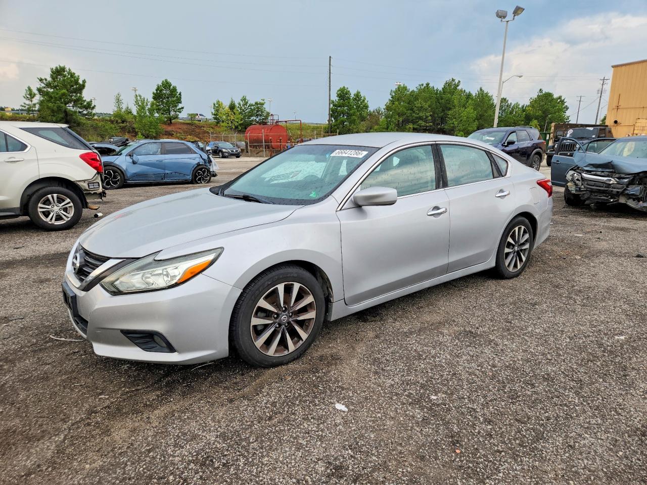 2017 Nissan Altima 2.5 Sv Silver vin: 1N4AL3AP5HC175935