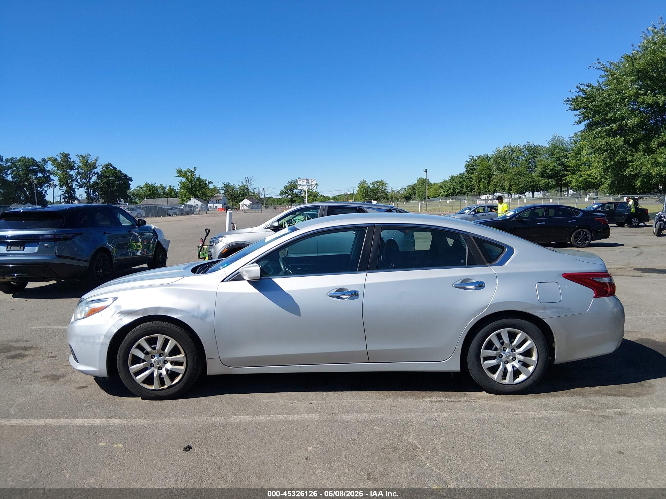 2018 Nissan Altima 2.5 S Серебряный vin: 1N4AL3AP5JC119399