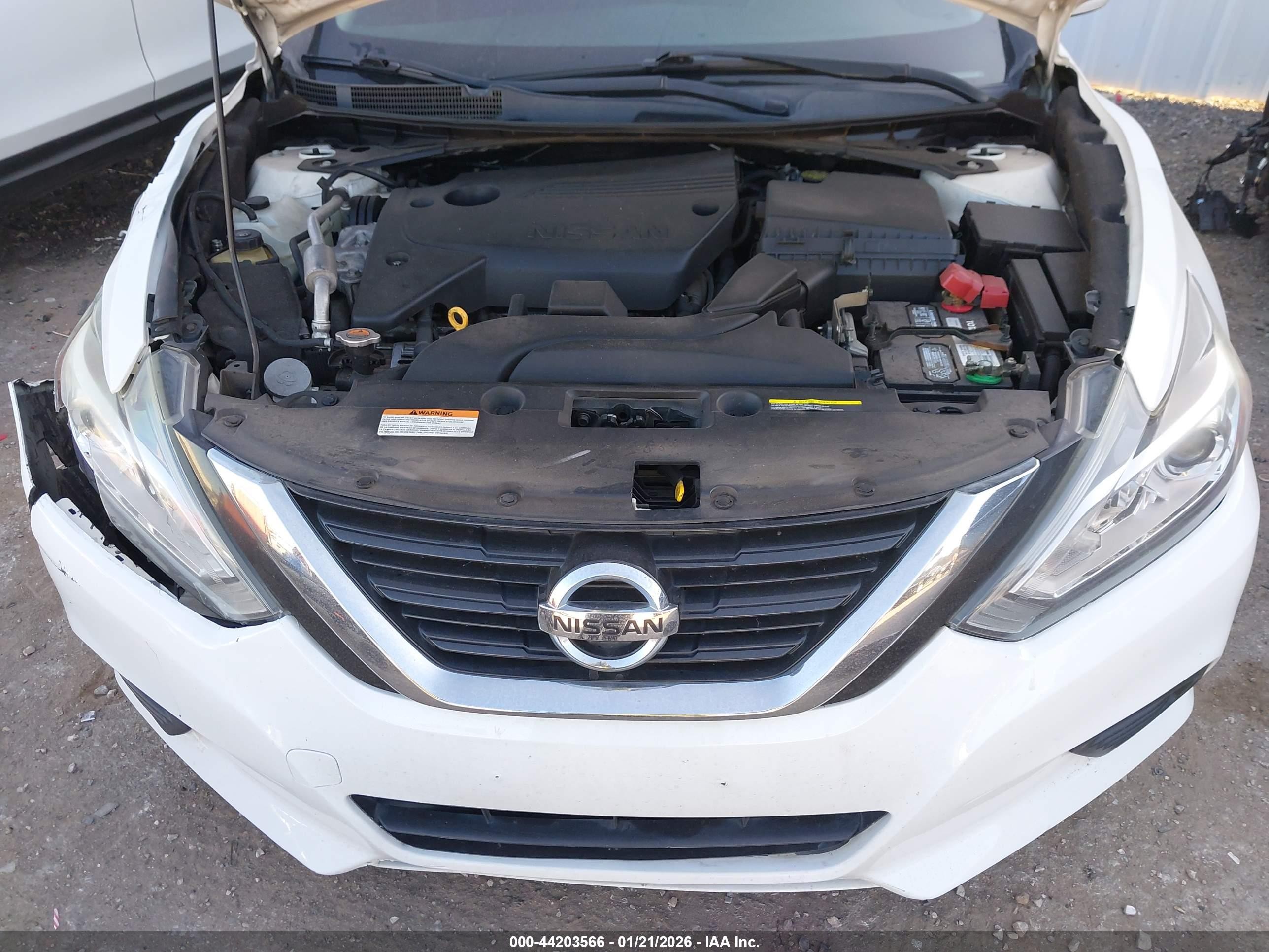 2018 Nissan Altima 2.5 S White vin: 1N4AL3AP5JC289164