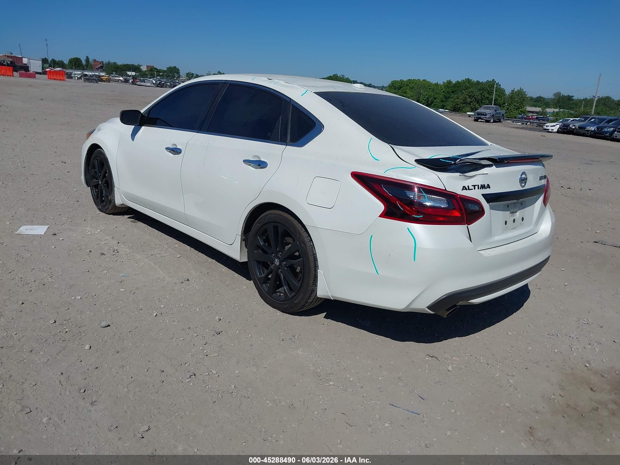 2018 Nissan Altima 2.5 Sr White vin: 1N4AL3AP5JC298317