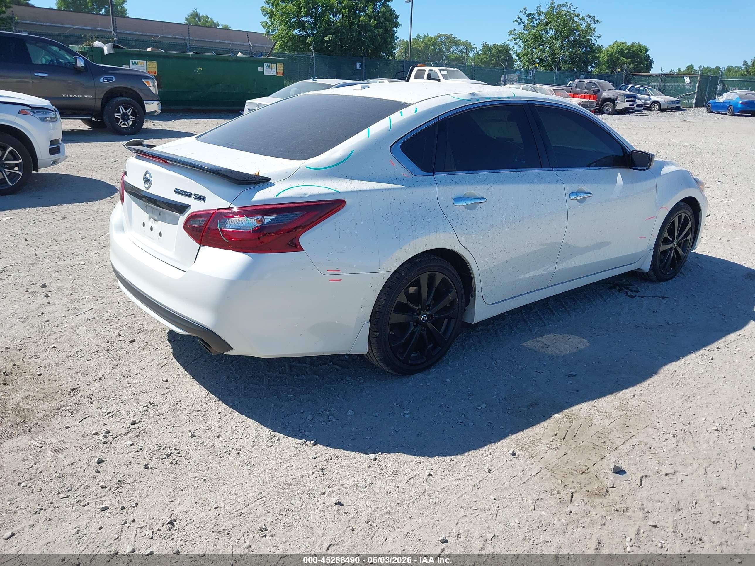 2018 Nissan Altima 2.5 Sr White vin: 1N4AL3AP5JC298317