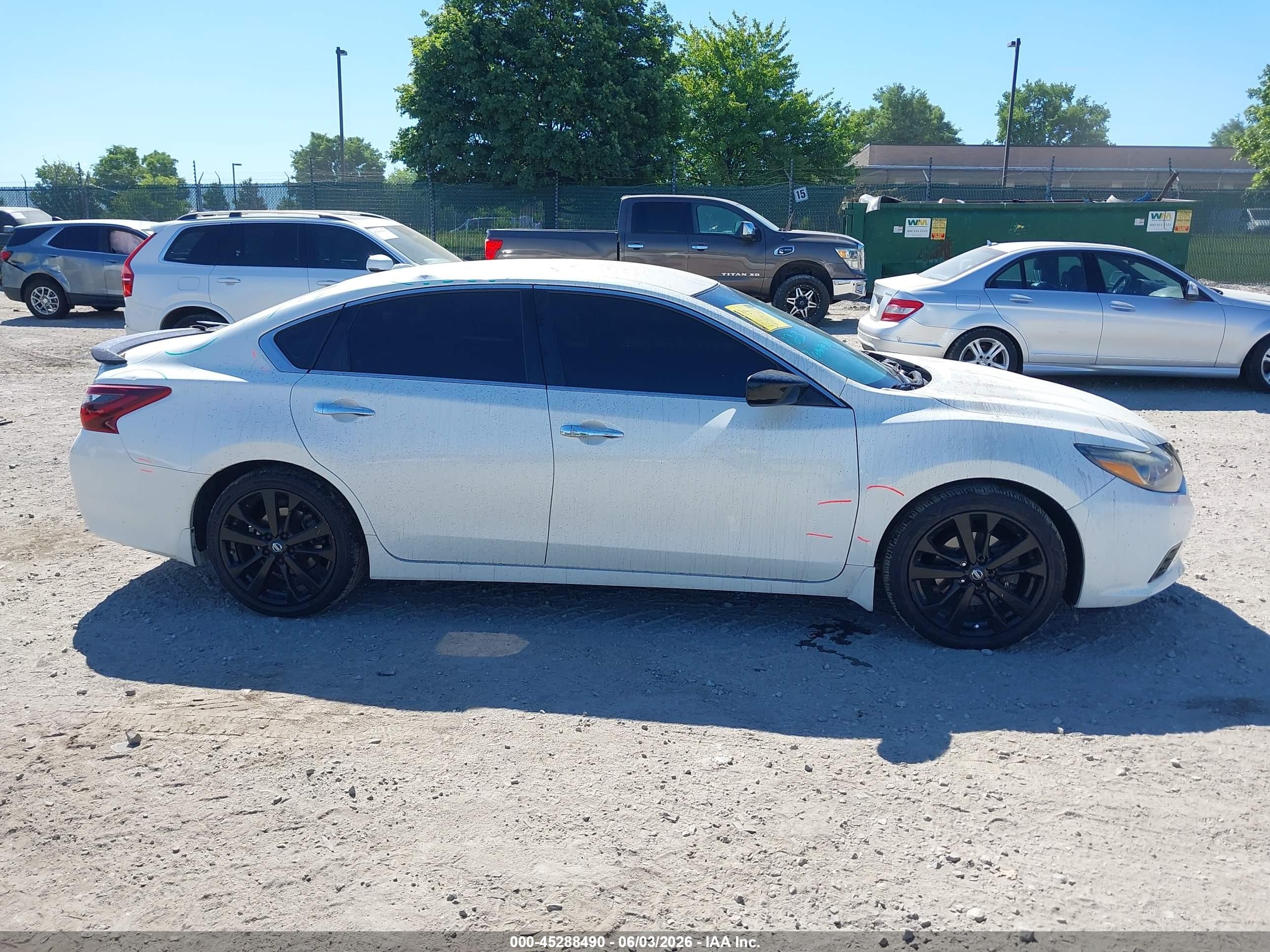 2018 Nissan Altima 2.5 Sr White vin: 1N4AL3AP5JC298317
