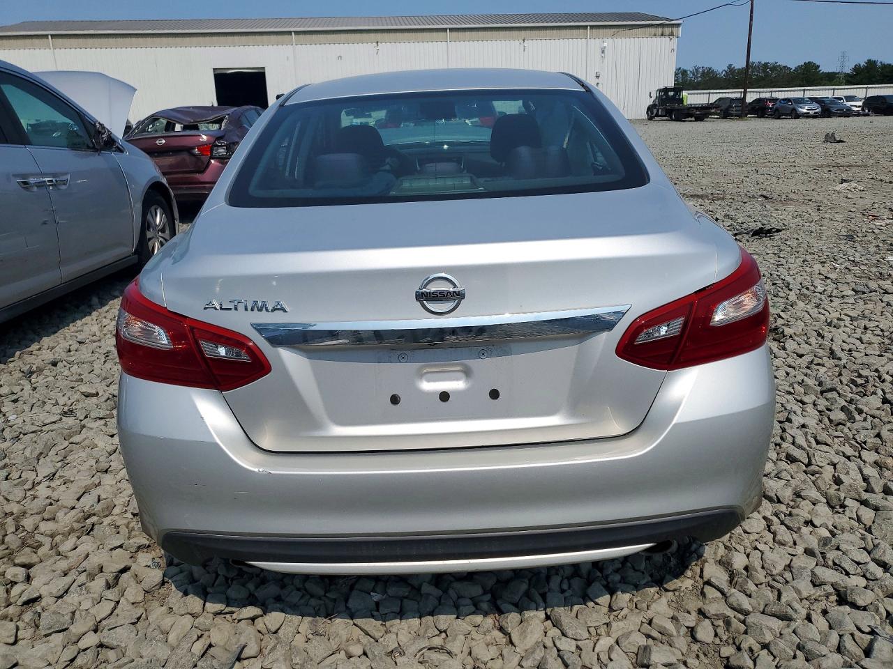 2018 Nissan Altima 2.5 S Silver vin: 1N4AL3AP5JC475061