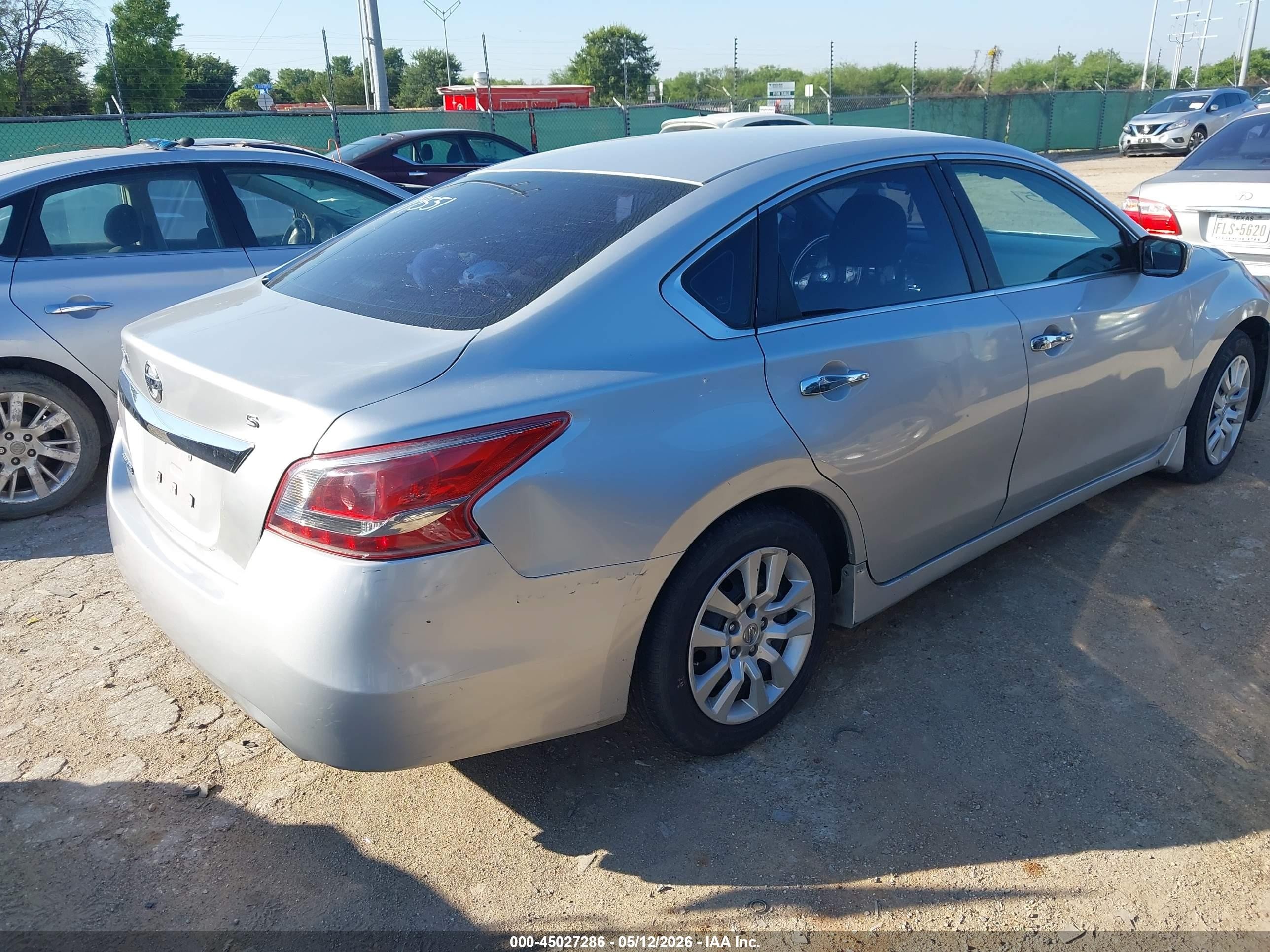 2013 Nissan Altima 2.5 S Silver vin: 1N4AL3AP6DC109551