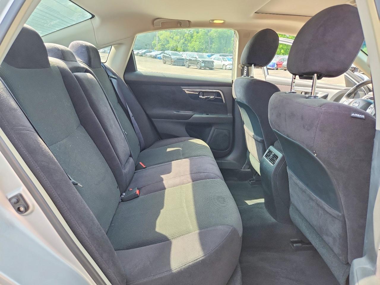 2013 Nissan Altima 2.5 Silver vin: 1N4AL3AP6DC117052