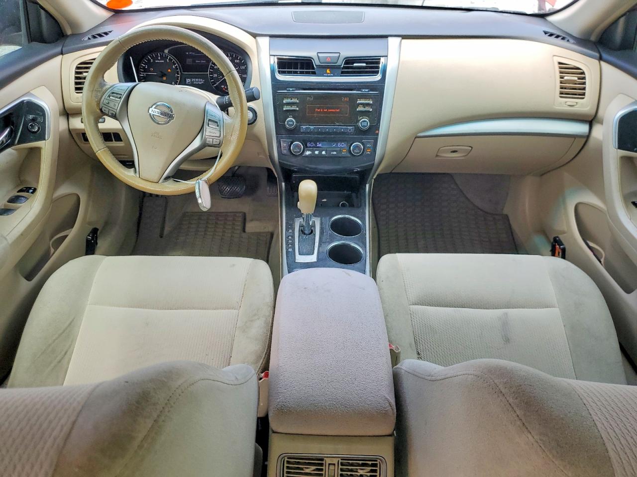 2013 Nissan Altima 2.5 Red vin: 1N4AL3AP6DC137379