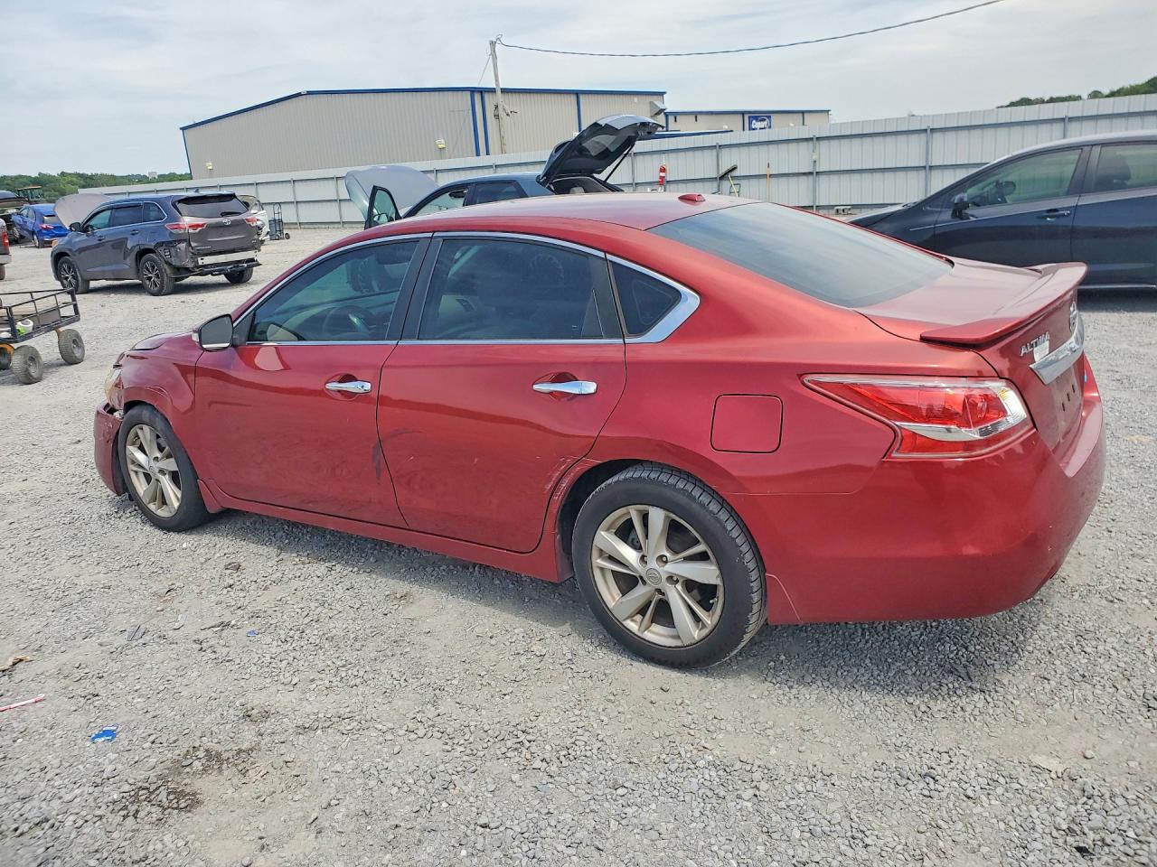 2013 Nissan Altima 2.5 Red vin: 1N4AL3AP6DC137379