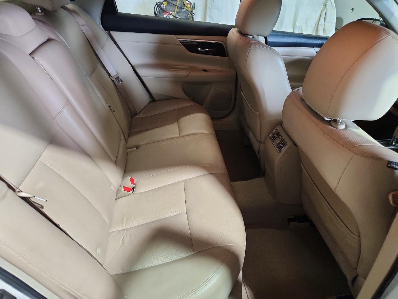 2013 Nissan Altima 2.5 Белый vin: 1N4AL3AP6DC155249