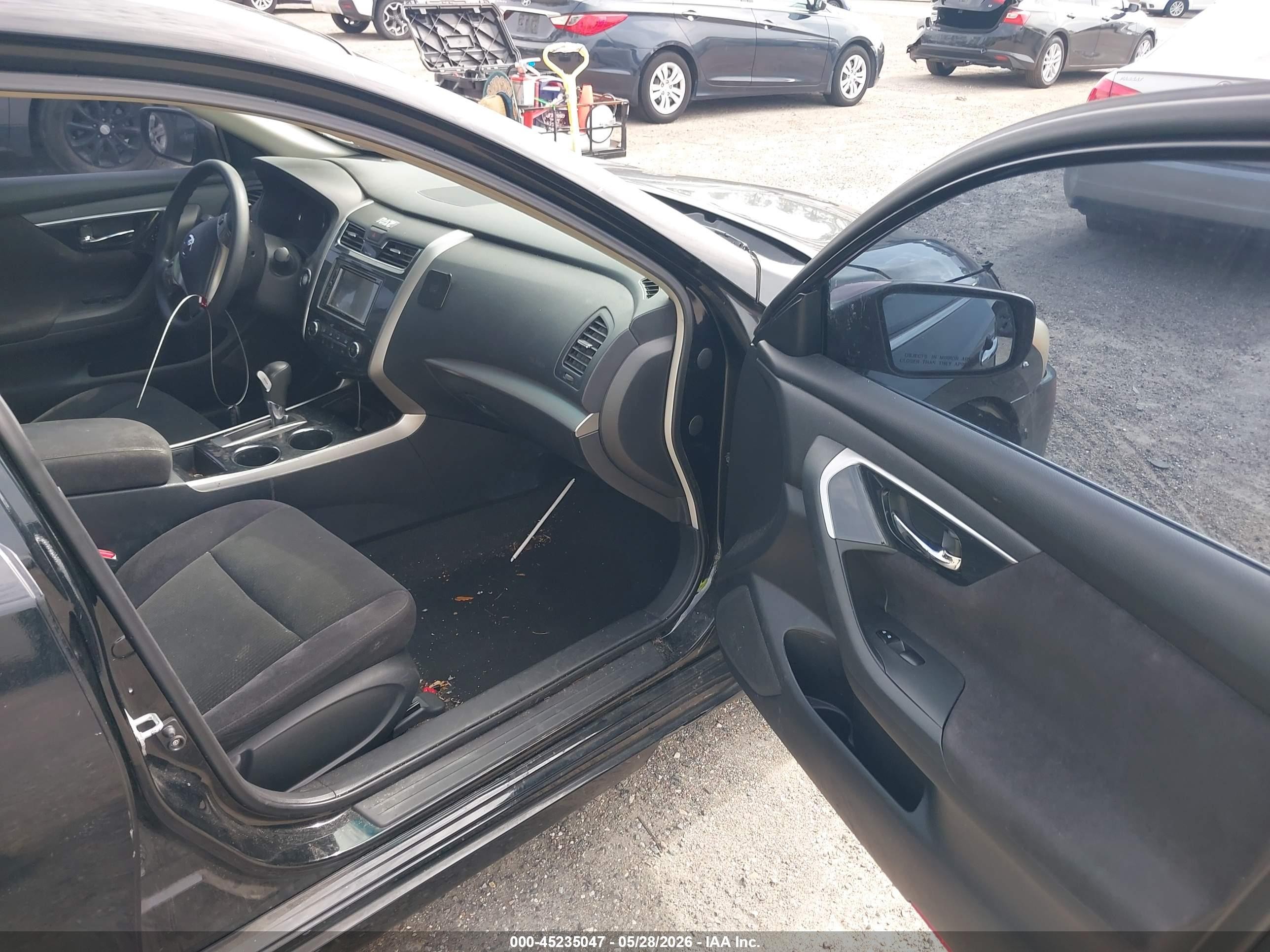 2013 Nissan Altima 2.5 S Black vin: 1N4AL3AP6DC210900
