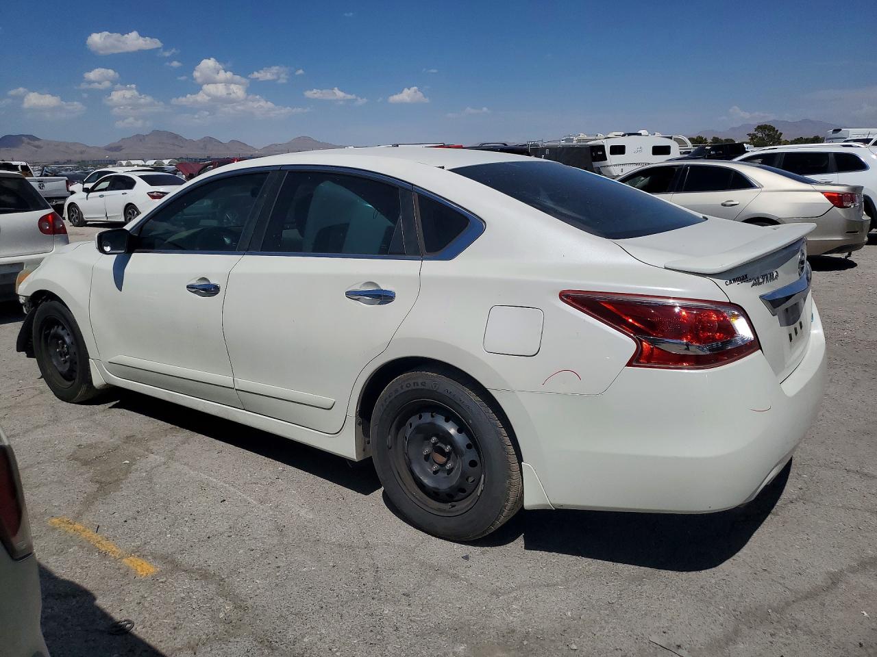 2013 Nissan Altima 2.5 White vin: 1N4AL3AP6DC216938