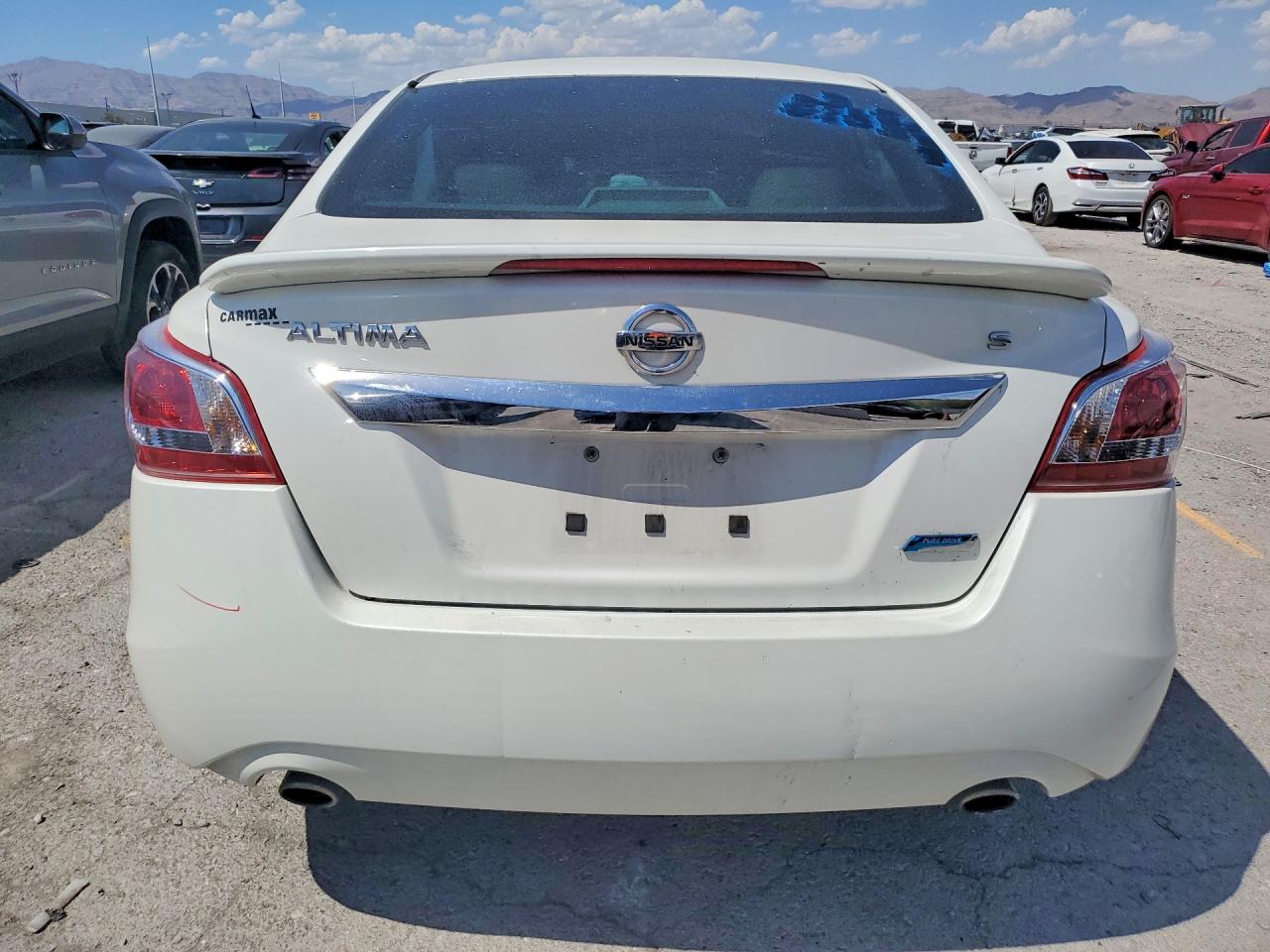 2013 Nissan Altima 2.5 White vin: 1N4AL3AP6DC216938