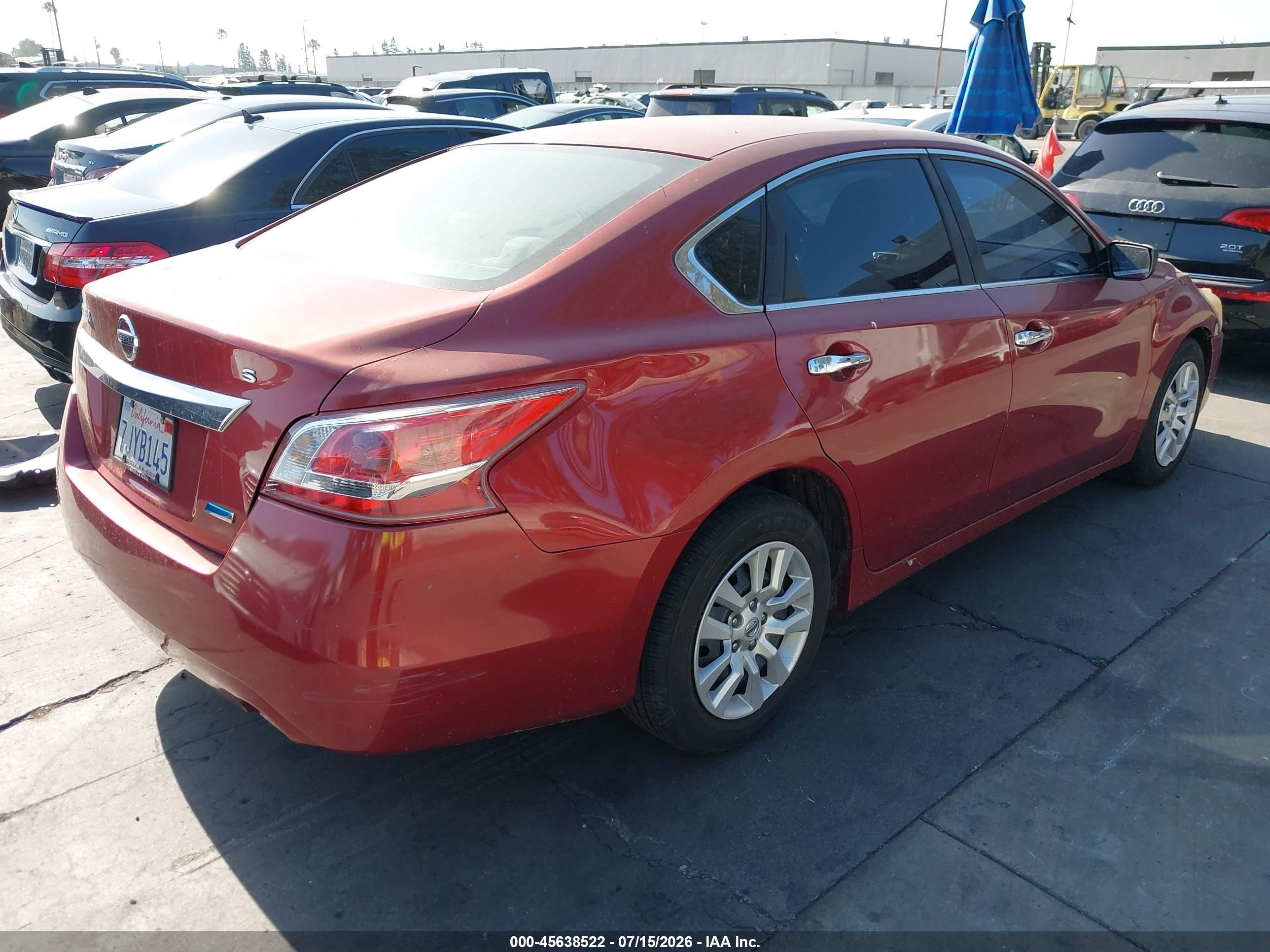 2013 Nissan Altima 2.5 S Red vin: 1N4AL3AP6DC224280