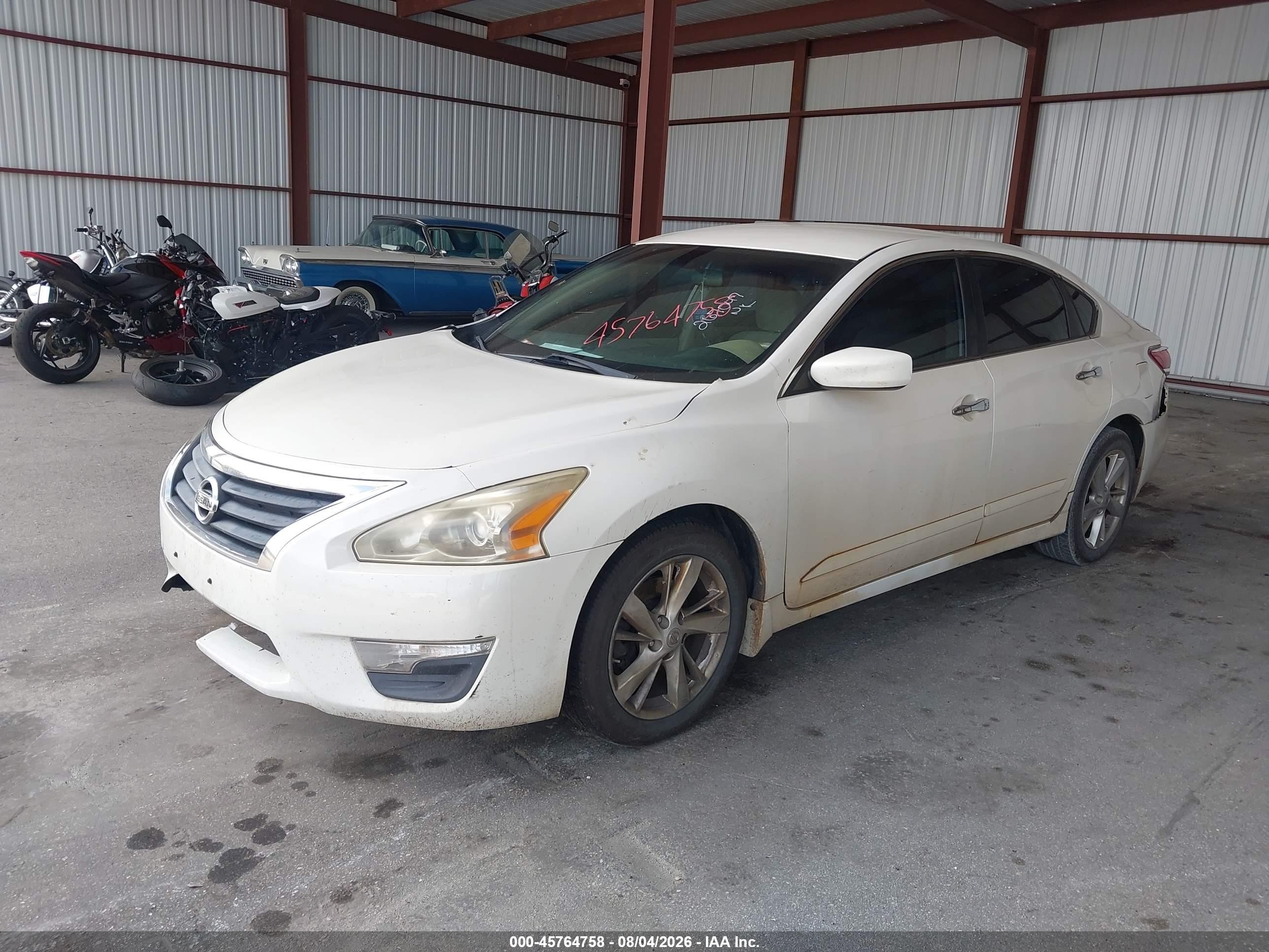 2013 Nissan Altima 2.5 Sv White vin: 1N4AL3AP6DC267047