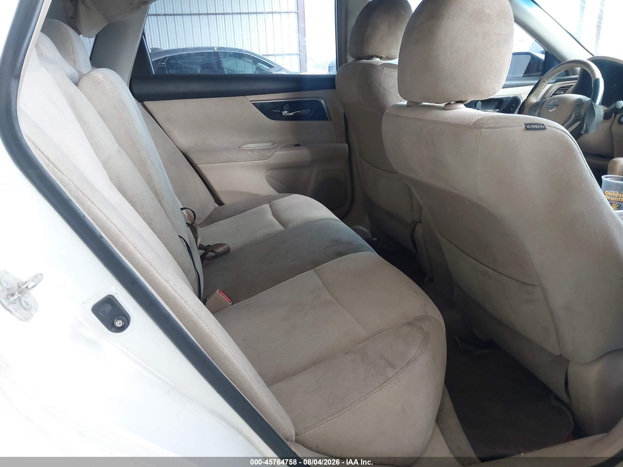2013 Nissan Altima 2.5 Sv White vin: 1N4AL3AP6DC267047