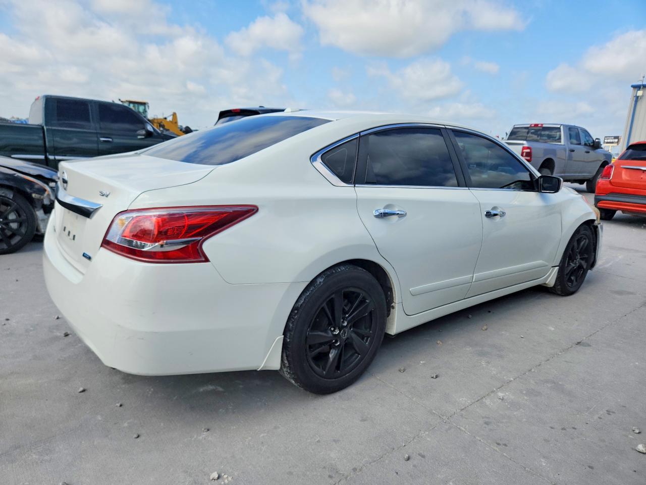 2013 Nissan Altima 2.5 White vin: 1N4AL3AP6DC289968