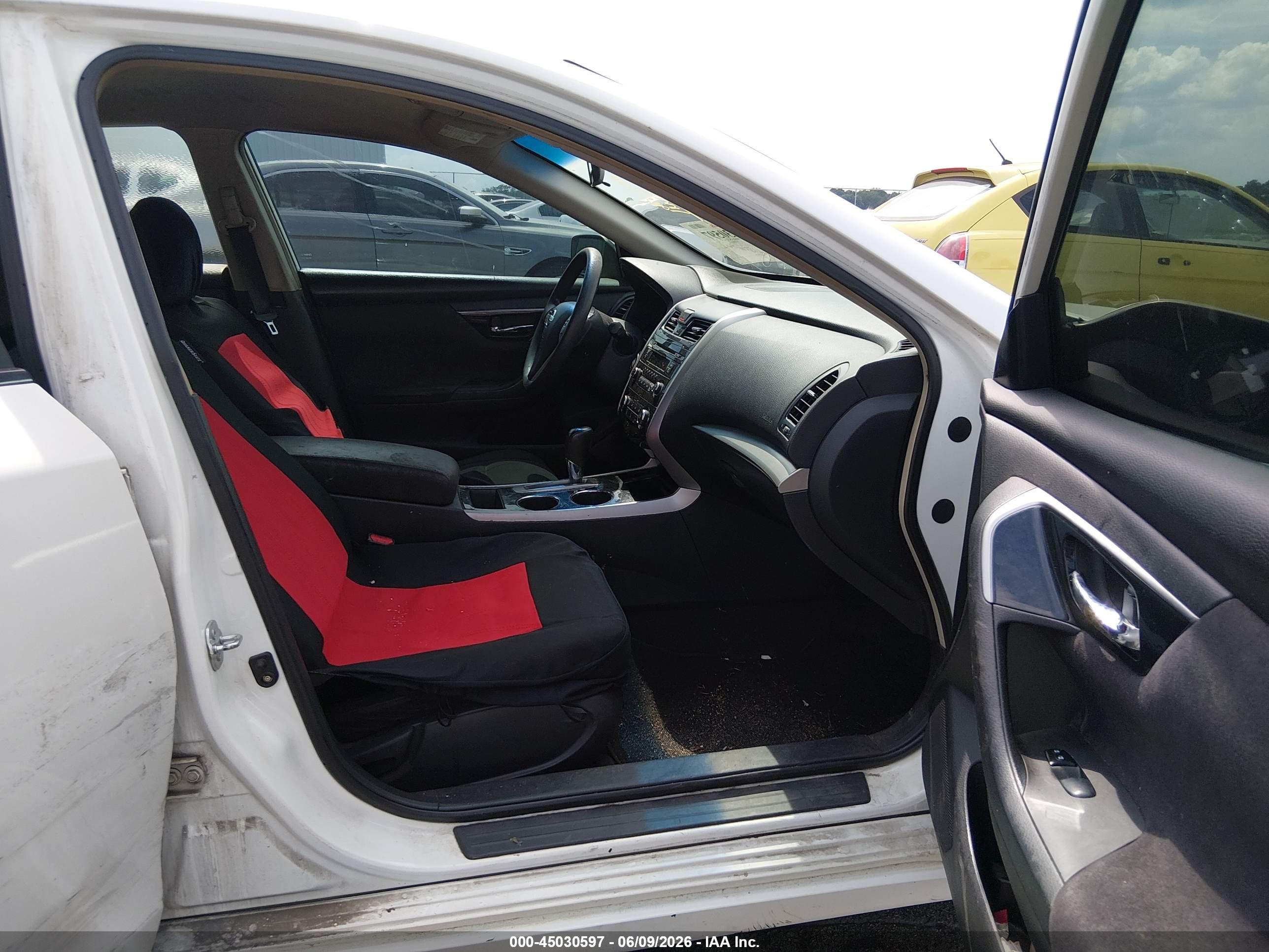 2013 Nissan Altima 2.5 S White vin: 1N4AL3AP6DC905460
