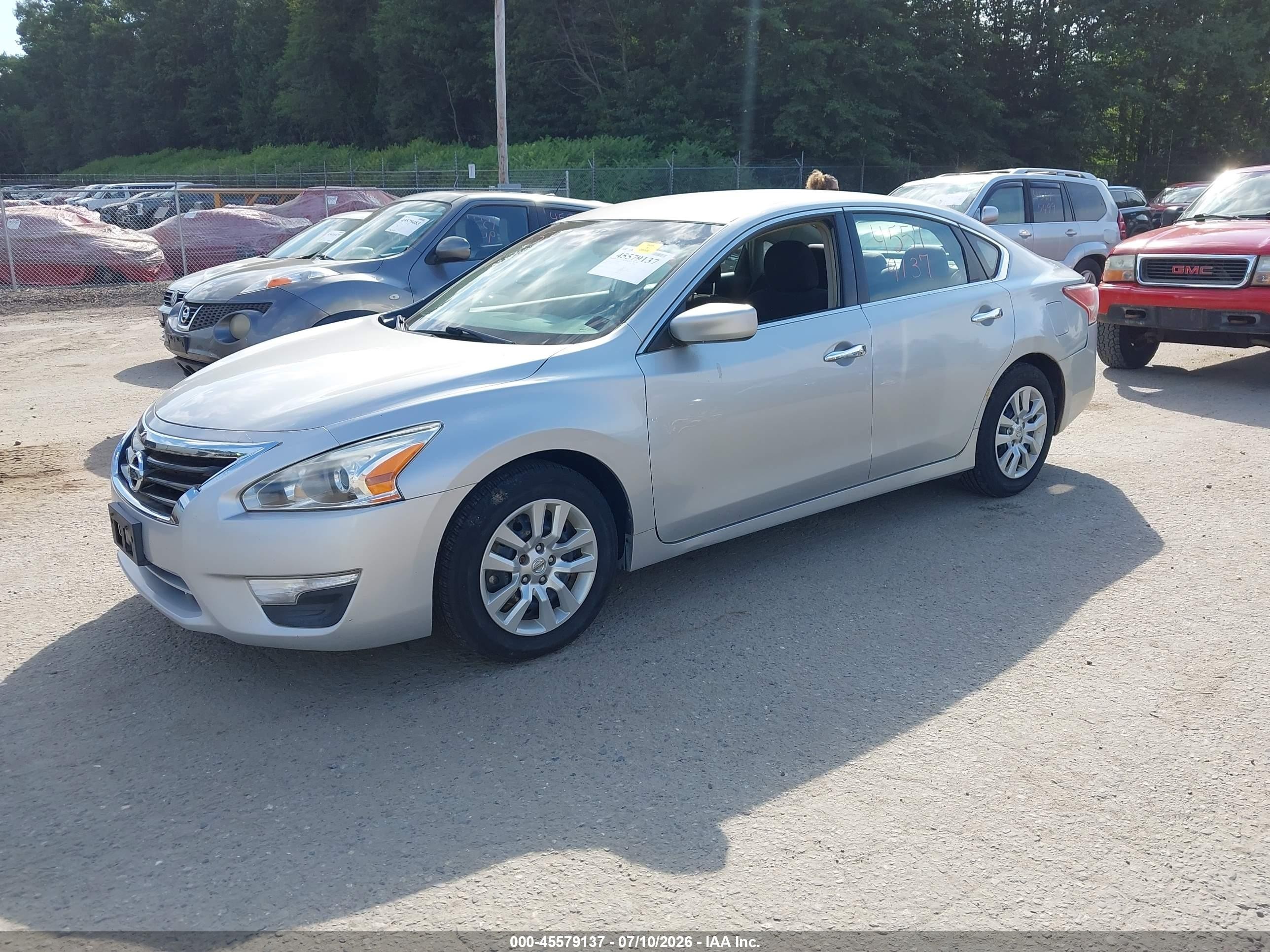 2013 Nissan Altima 2.5 S Silver vin: 1N4AL3AP6DC914918