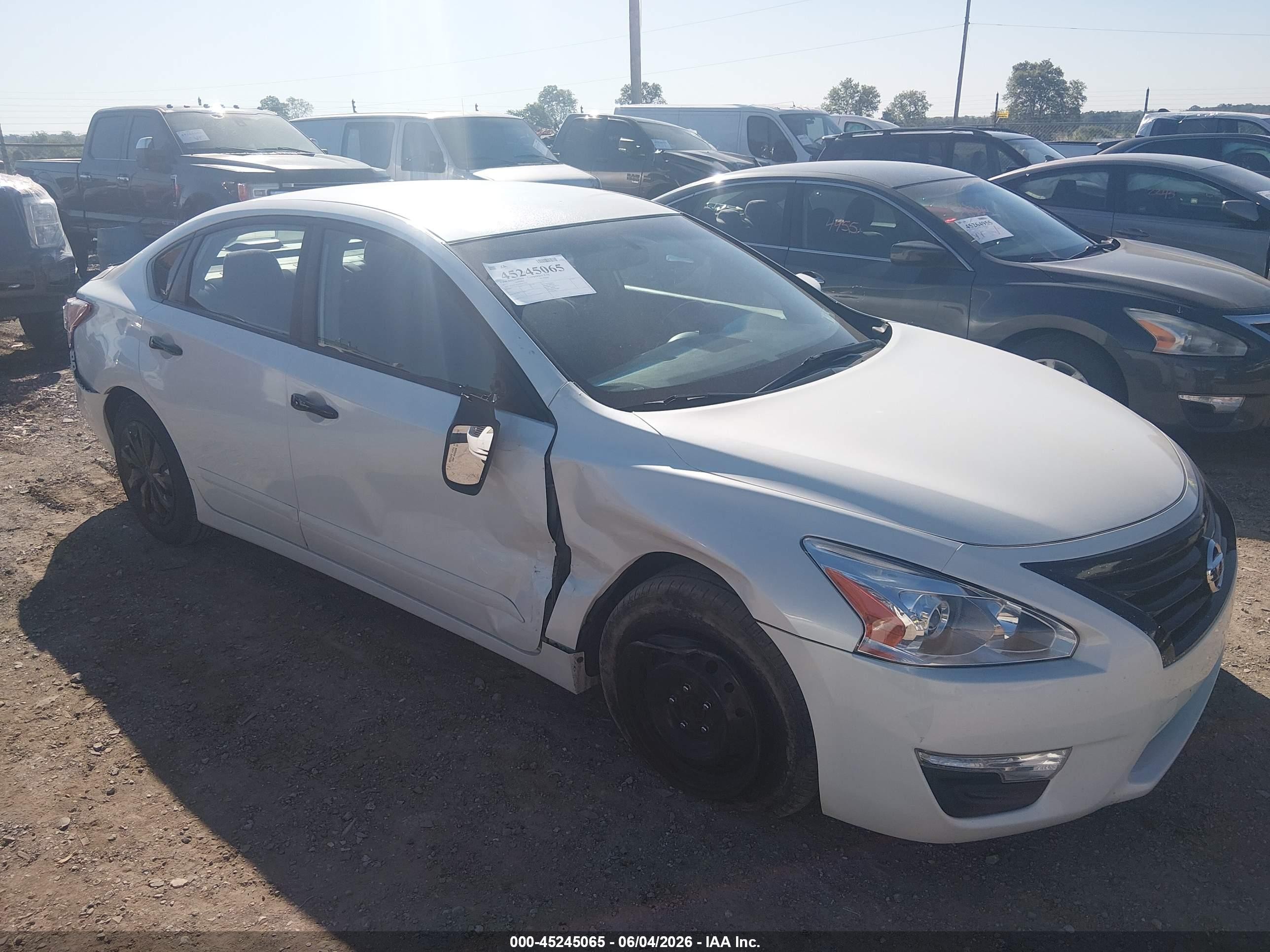 2013 Nissan Altima 2.5 S White vin: 1N4AL3AP6DC915583