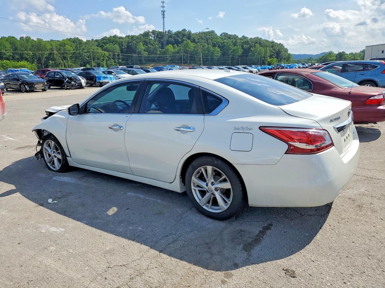 2013 Nissan Altima 2.5 White vin: 1N4AL3AP6DN408283