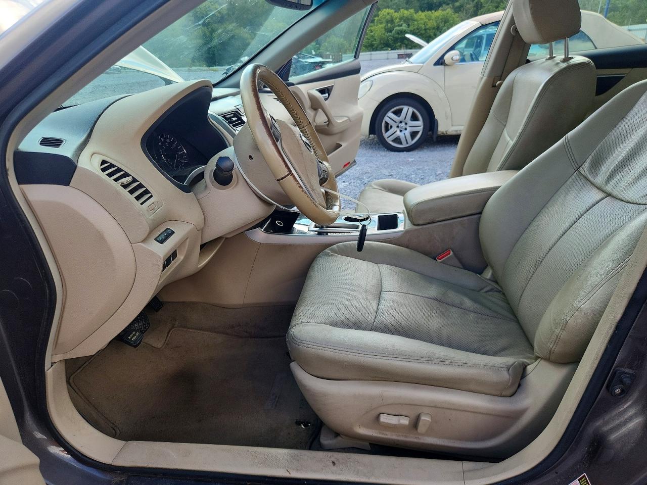 2013 Nissan Altima 2.5 Brown vin: 1N4AL3AP6DN420739