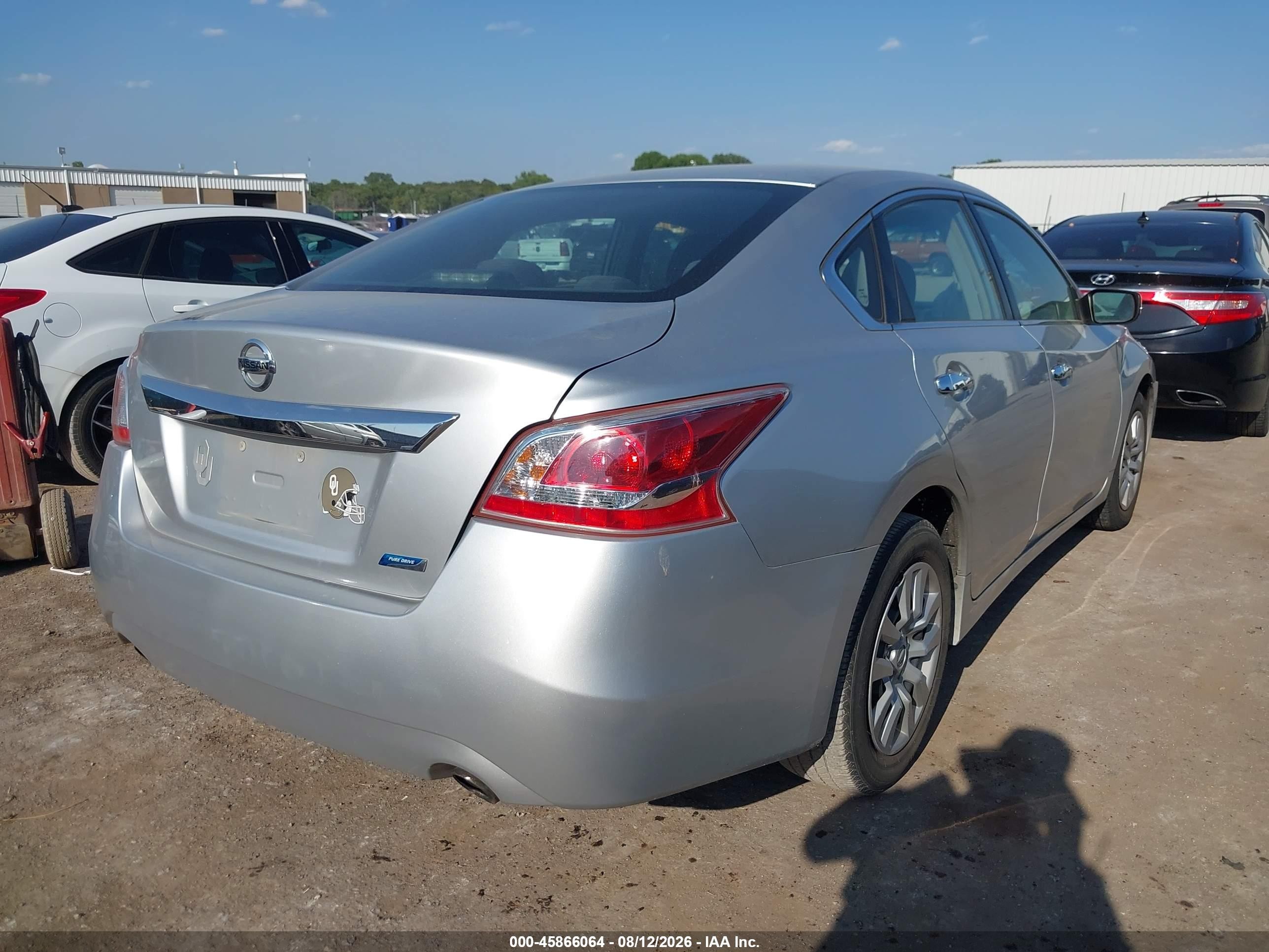 2013 Nissan Altima 2.5 S Серебряный vin: 1N4AL3AP6DN427979