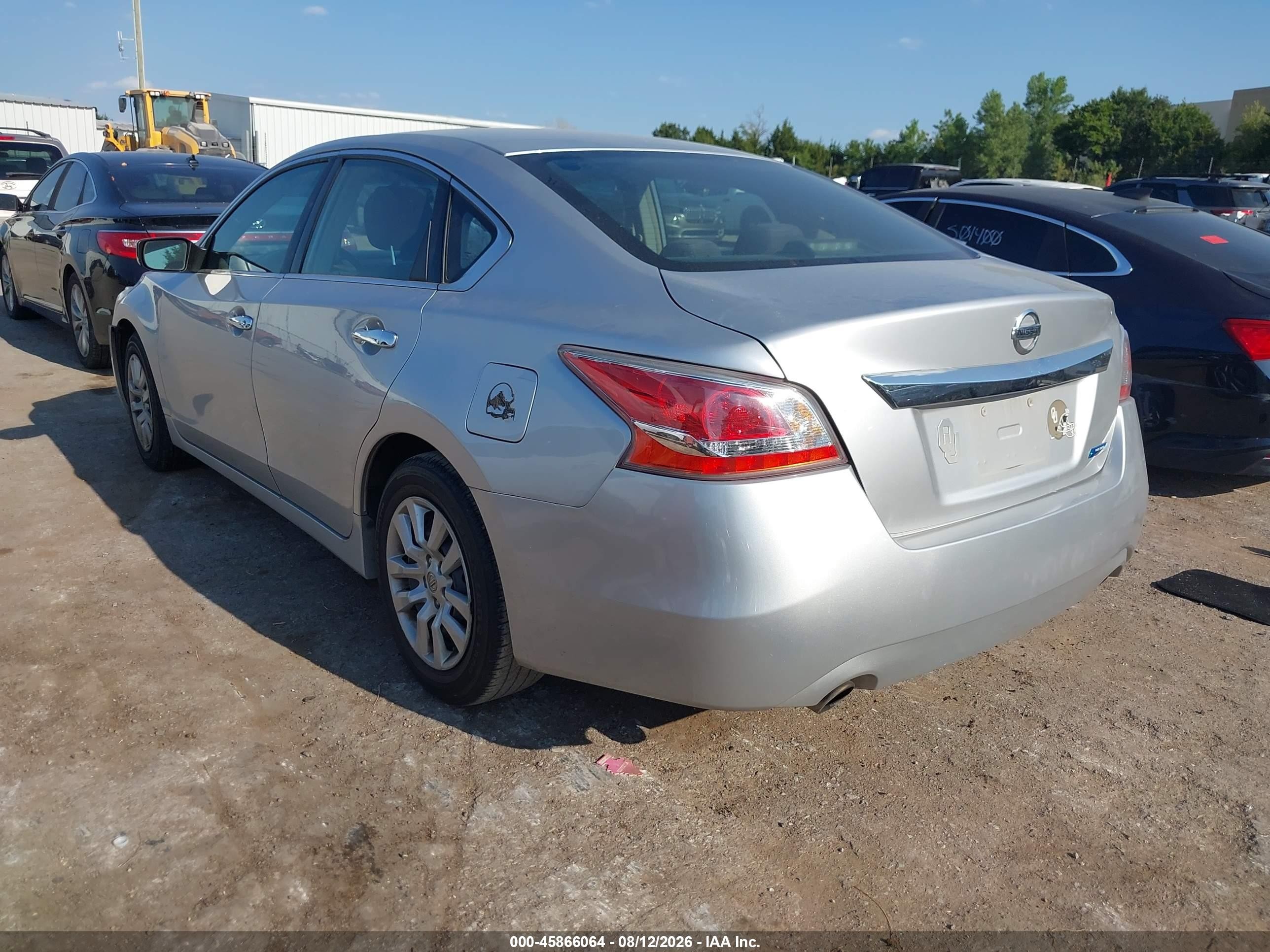 2013 Nissan Altima 2.5 S Серебряный vin: 1N4AL3AP6DN427979