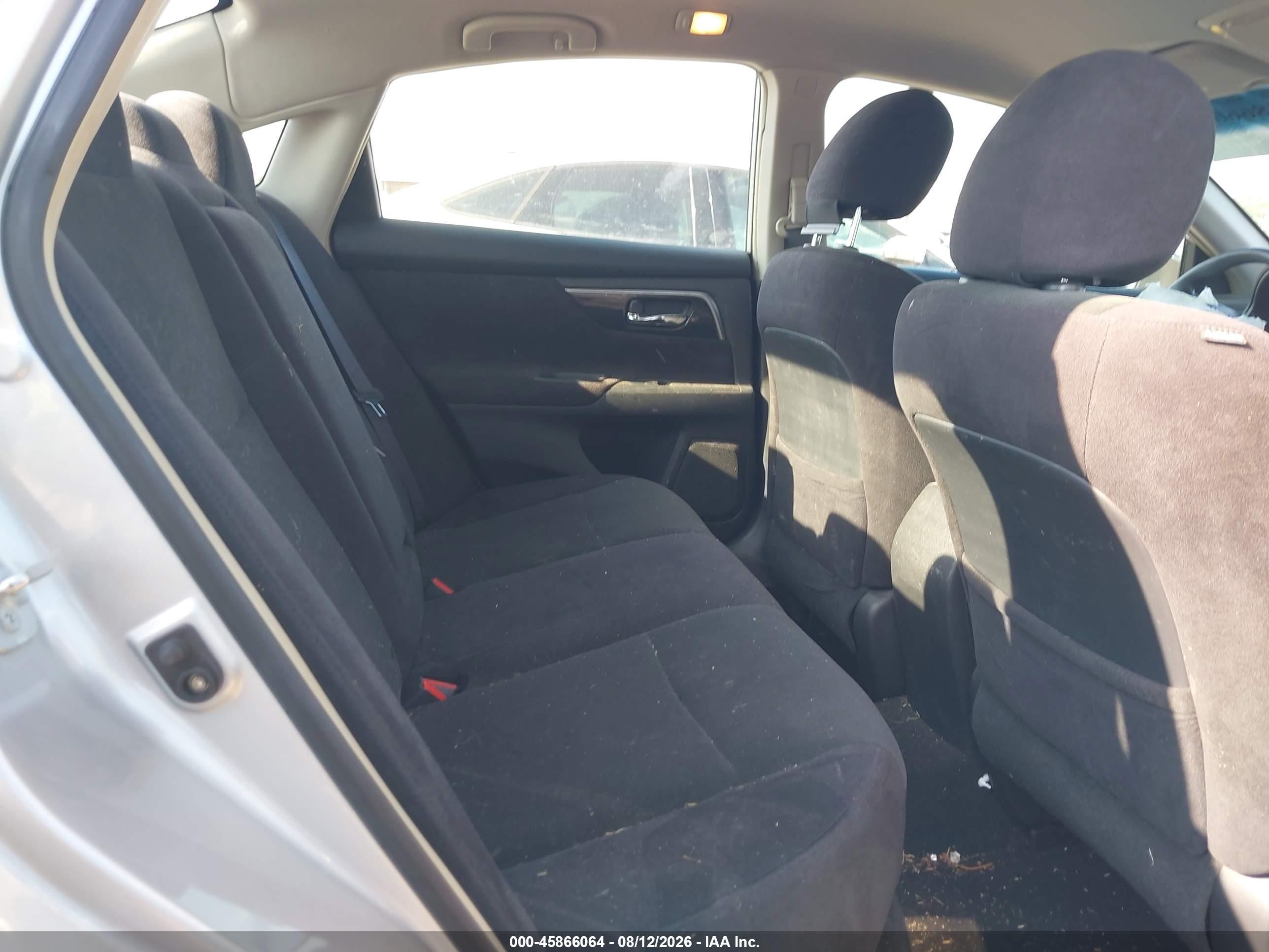 2013 Nissan Altima 2.5 S Серебряный vin: 1N4AL3AP6DN427979