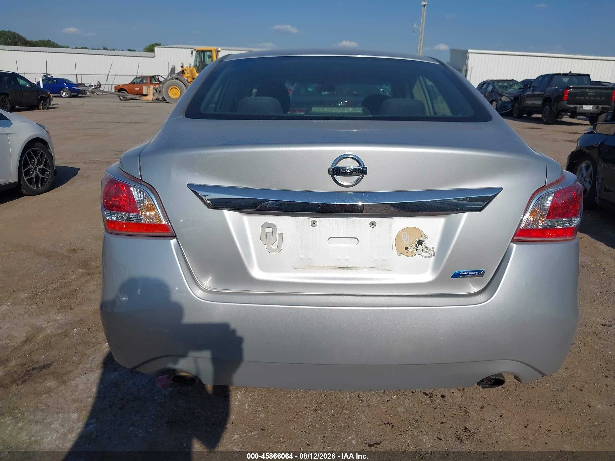 2013 Nissan Altima 2.5 S Серебряный vin: 1N4AL3AP6DN427979