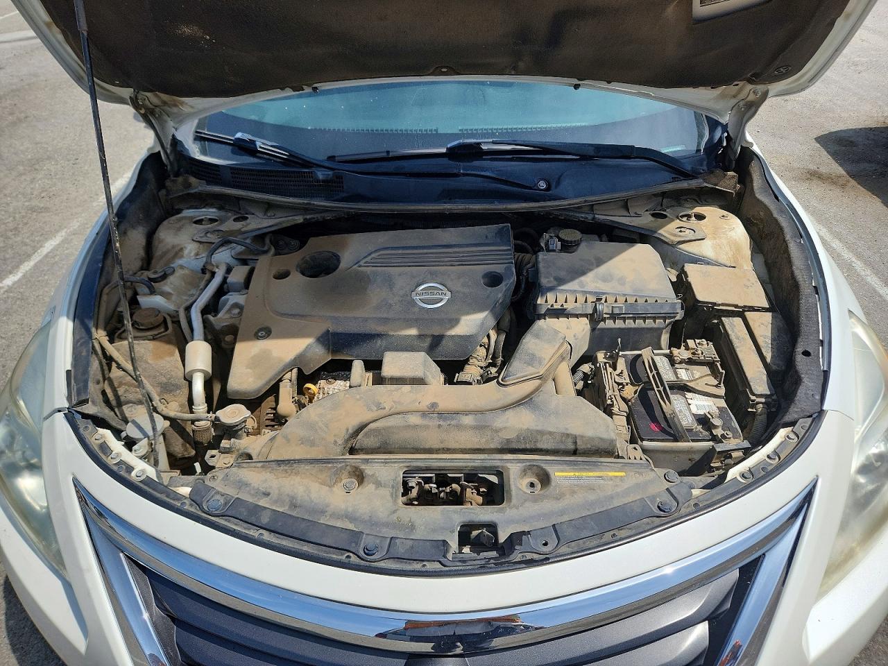 2013 Nissan Altima 2.5 White vin: 1N4AL3AP6DN428372