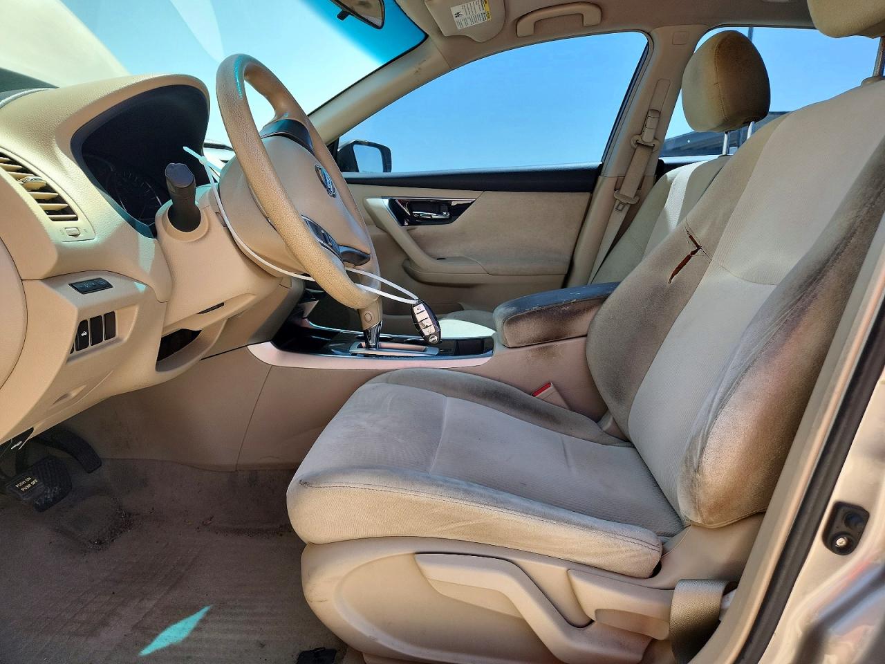 2013 Nissan Altima 2.5 Beige vin: 1N4AL3AP6DN447634