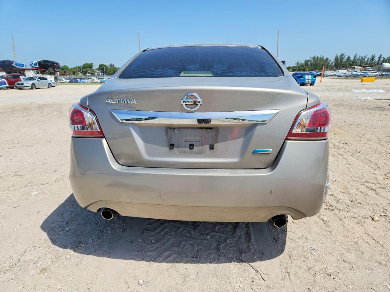 2013 Nissan Altima 2.5 Beige vin: 1N4AL3AP6DN447634