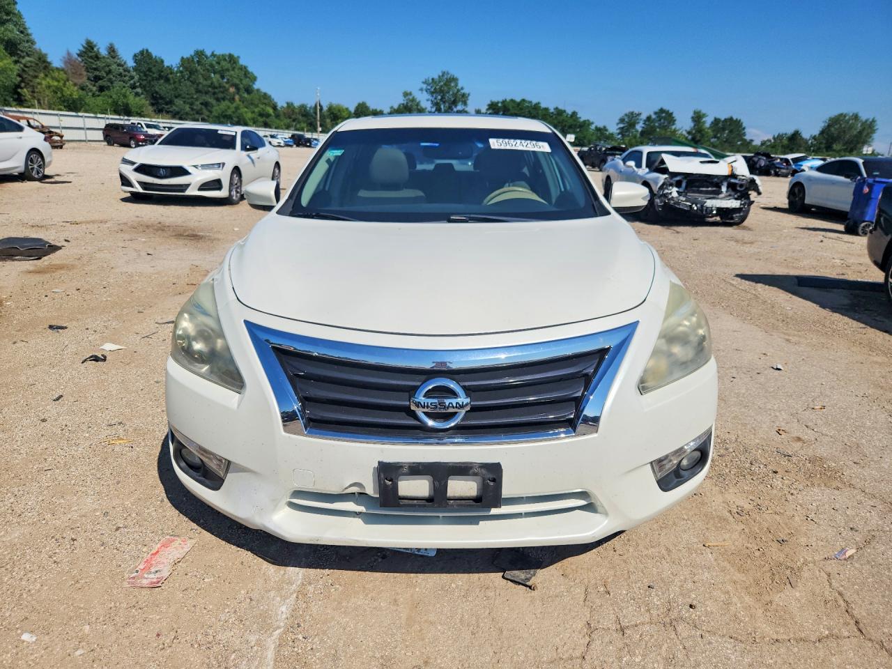 2013 Nissan Altima 2.5 White vin: 1N4AL3AP6DN453143