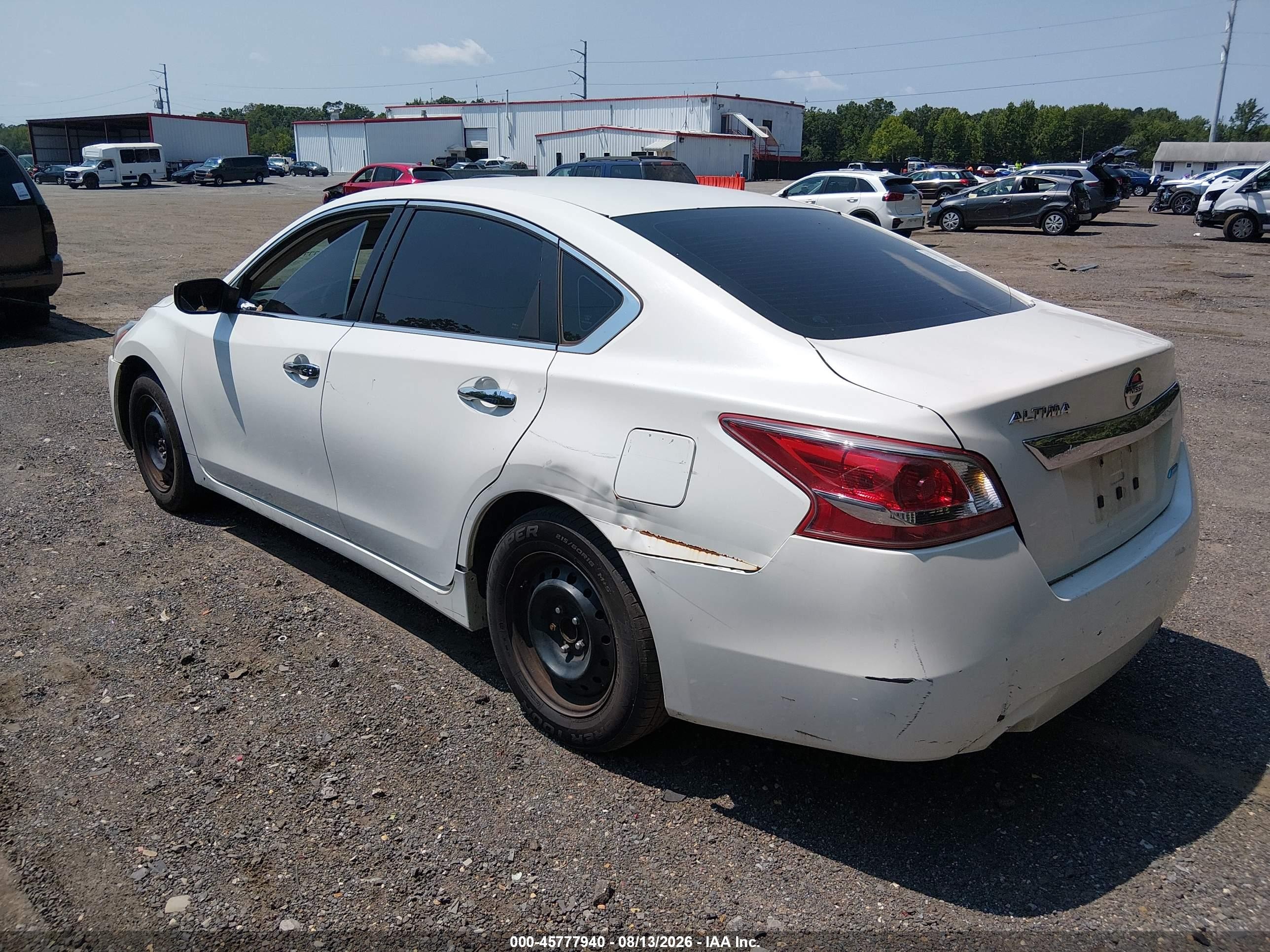 2013 Nissan Altima 2.5 White vin: 1N4AL3AP6DN459637
